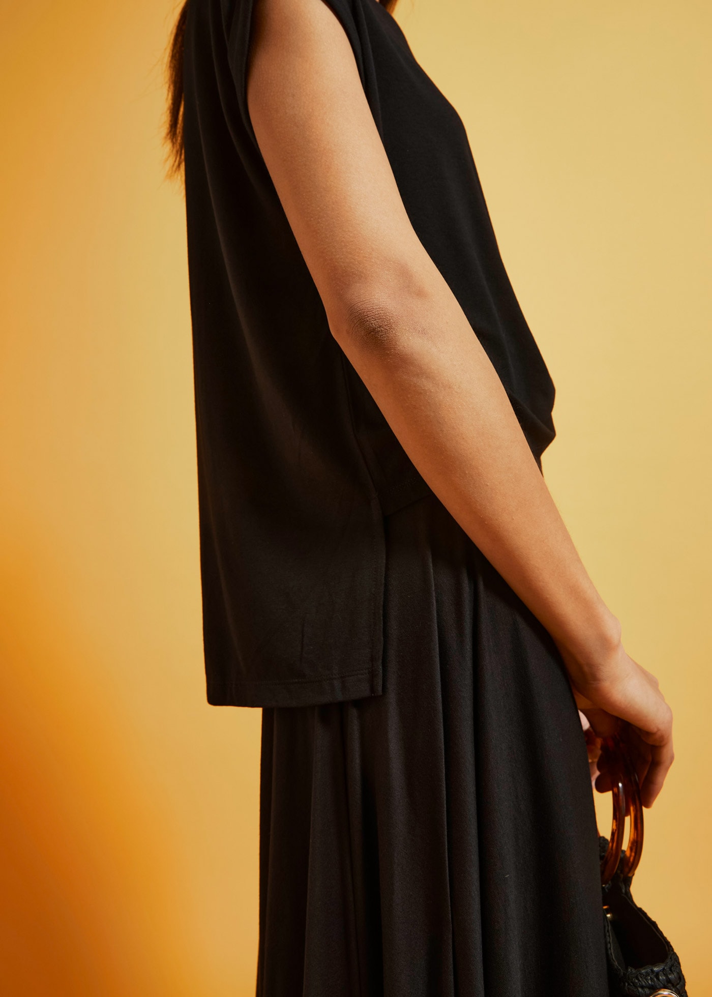 bonprix T-shirt oversize »Oversize-Shirt aus fliessender Viskose« oversize Passform, Kurzarm, für warme Tage, aus Viskose
