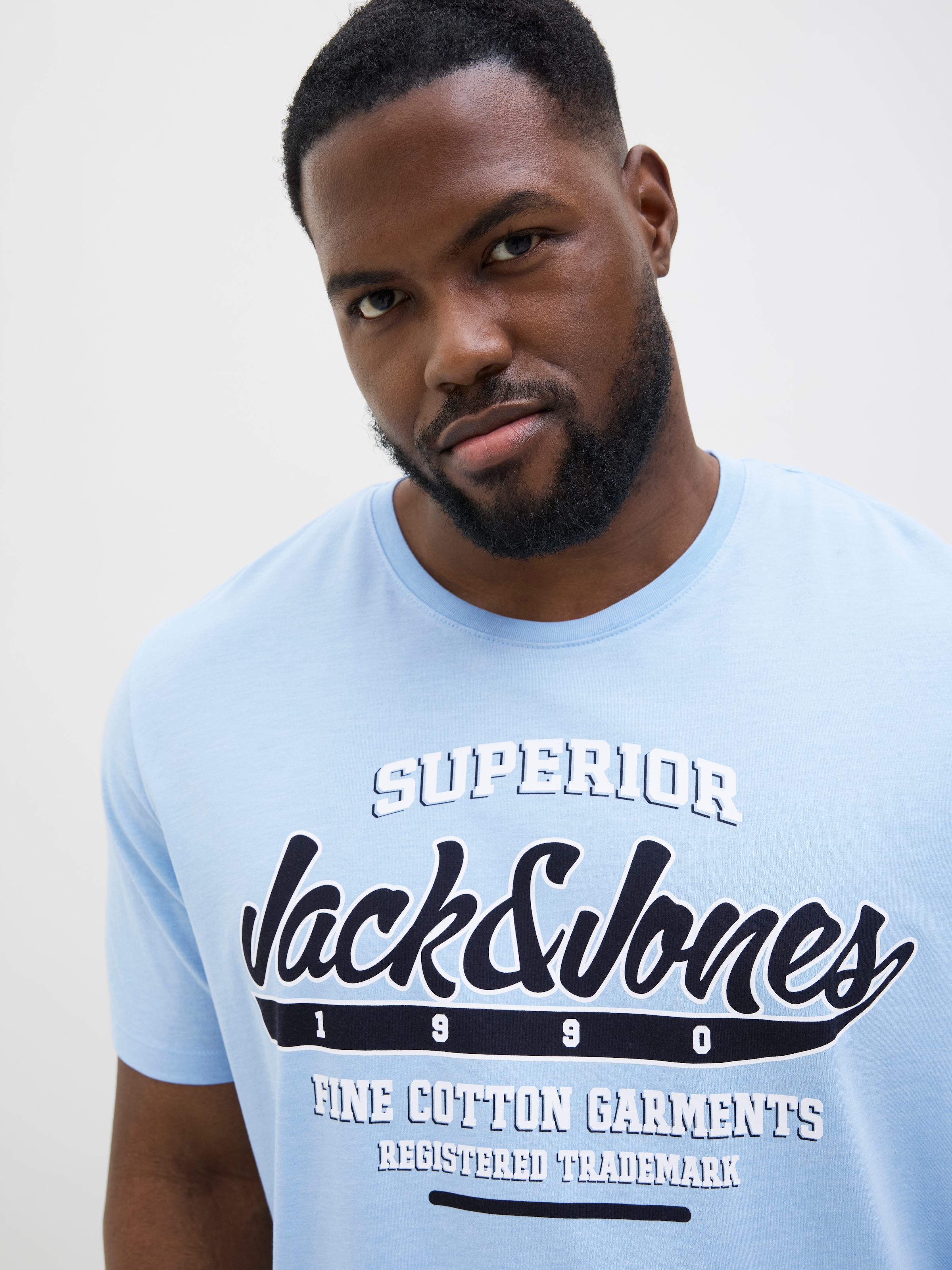 Jack & Jones PlusSize T-Shirt »JJELOGO TEE SS O-NECK 2 COL AW24 S PLS«, mit Frontprint