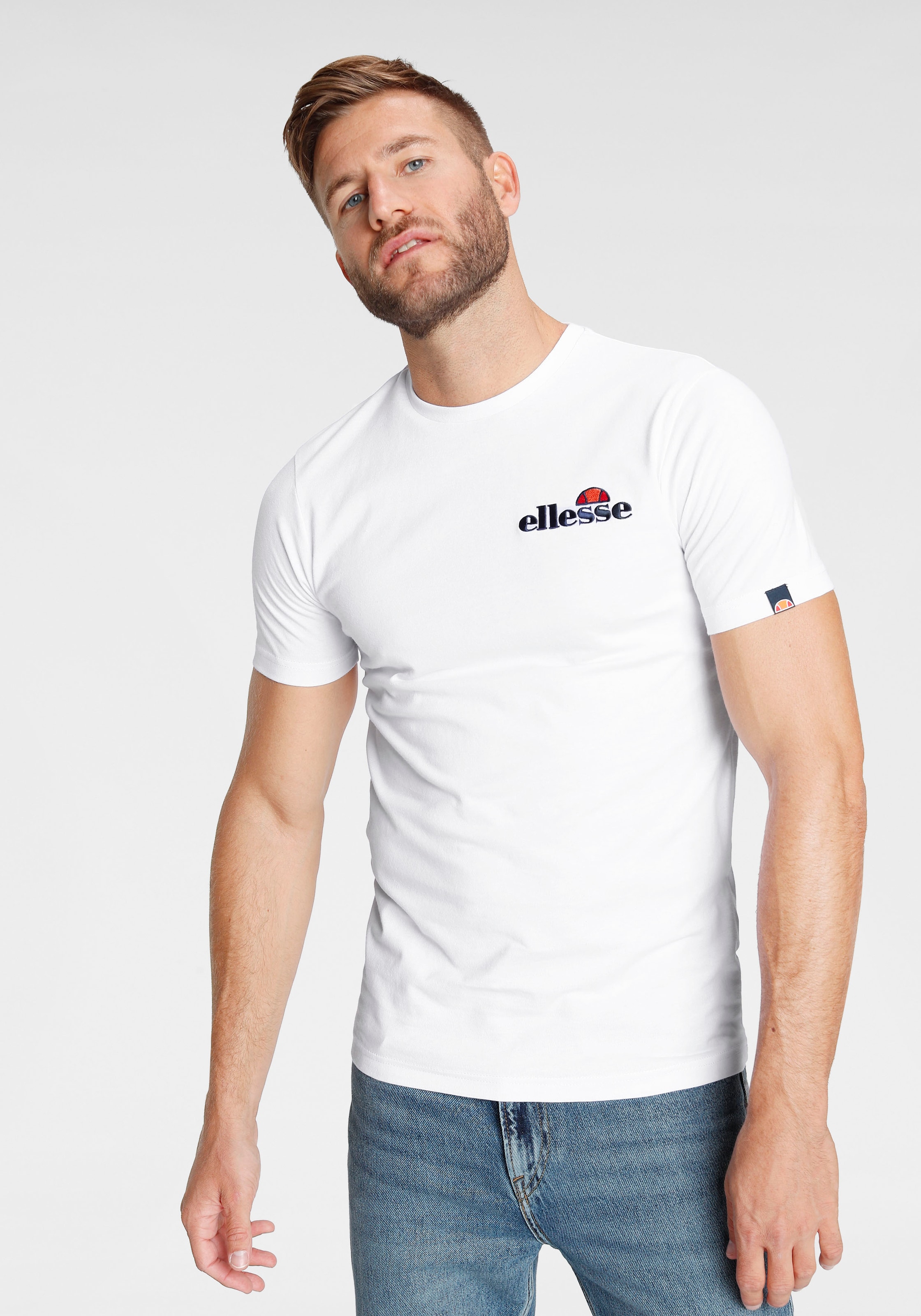 Image of Ellesse T-Shirt "Voodoo Tee" sportlicher Stil, schmale Passform, Kurzarm-Design