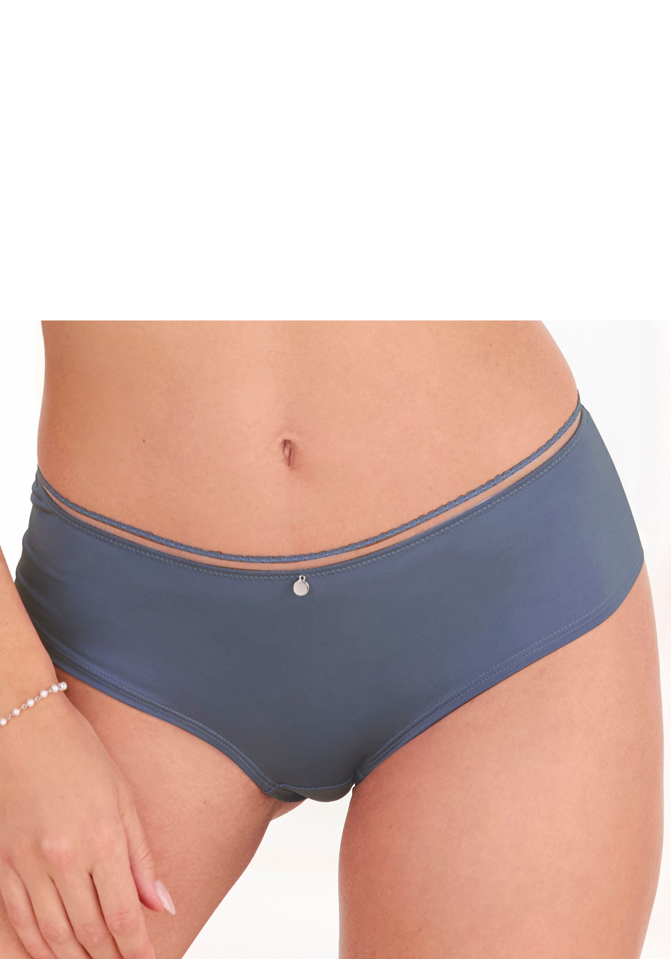 Image of s.Oliver Panty "Pauline" aus feiner Spitze und weichem Microtouch-Material