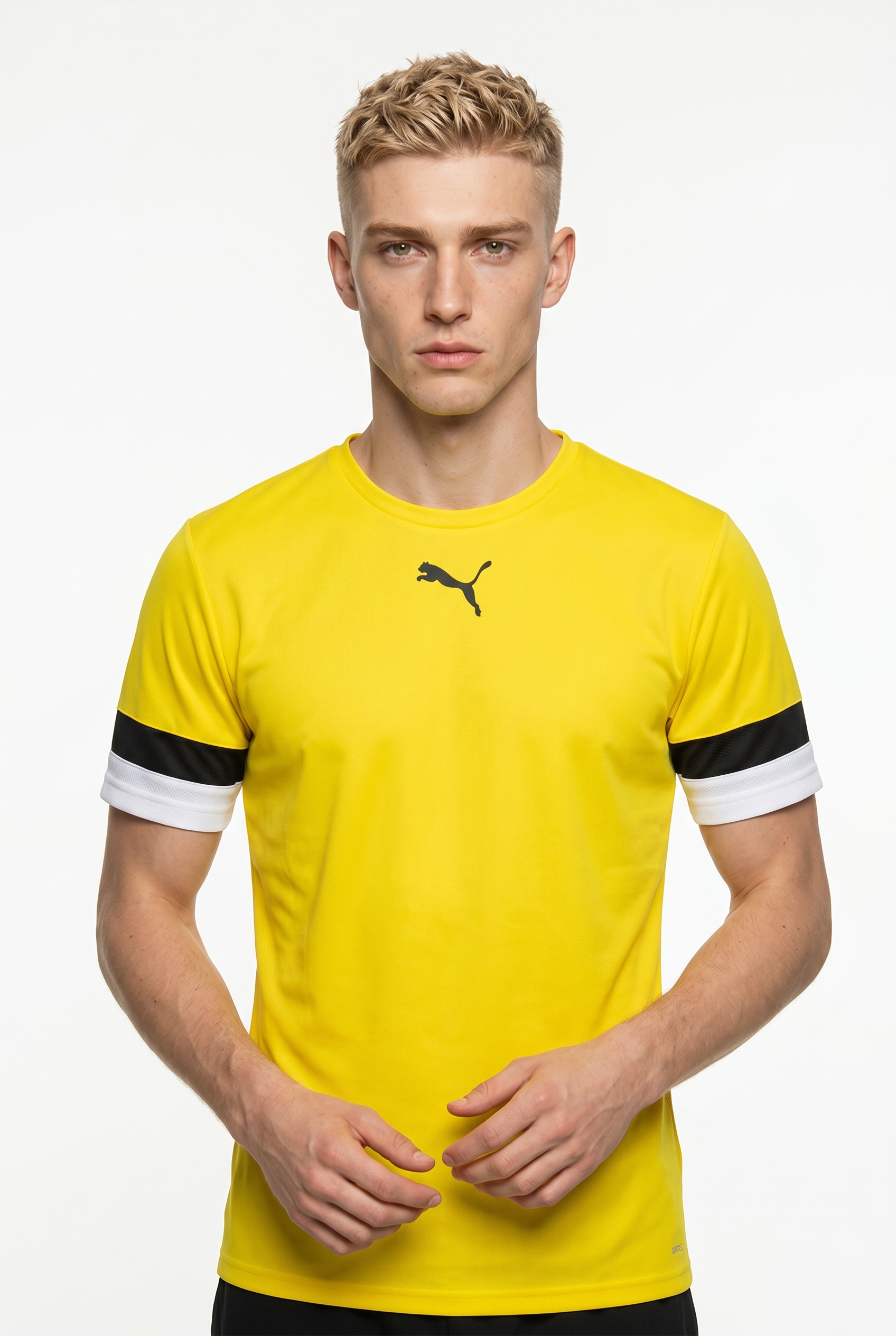 PUMA Maillot de foot »TEAMRISE JERSEY« Coupe régulière, col rond, détails en mesh aux manches