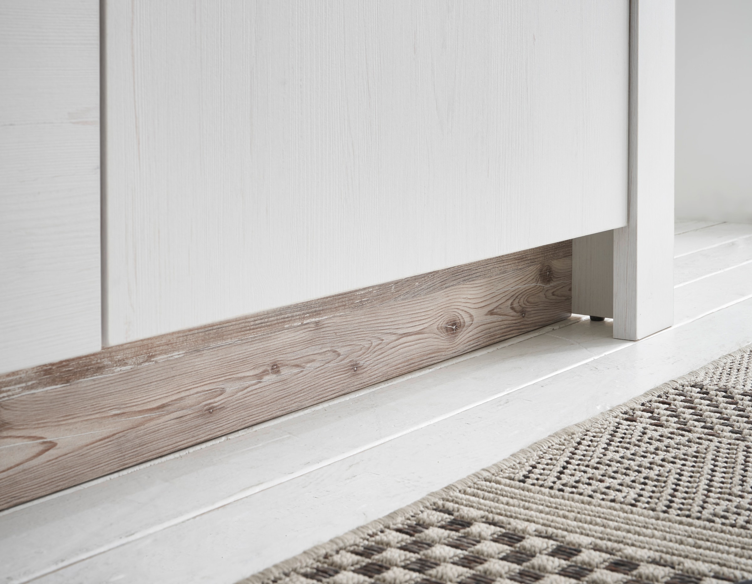 Home affaire Unterschrank »Florenz, Küchenunterschrank in Pinie Weiss, Unterschrank«, mit verschnörkeltem Metallgriff, im Landhausstil, Arbeitshöhe 92 cm
