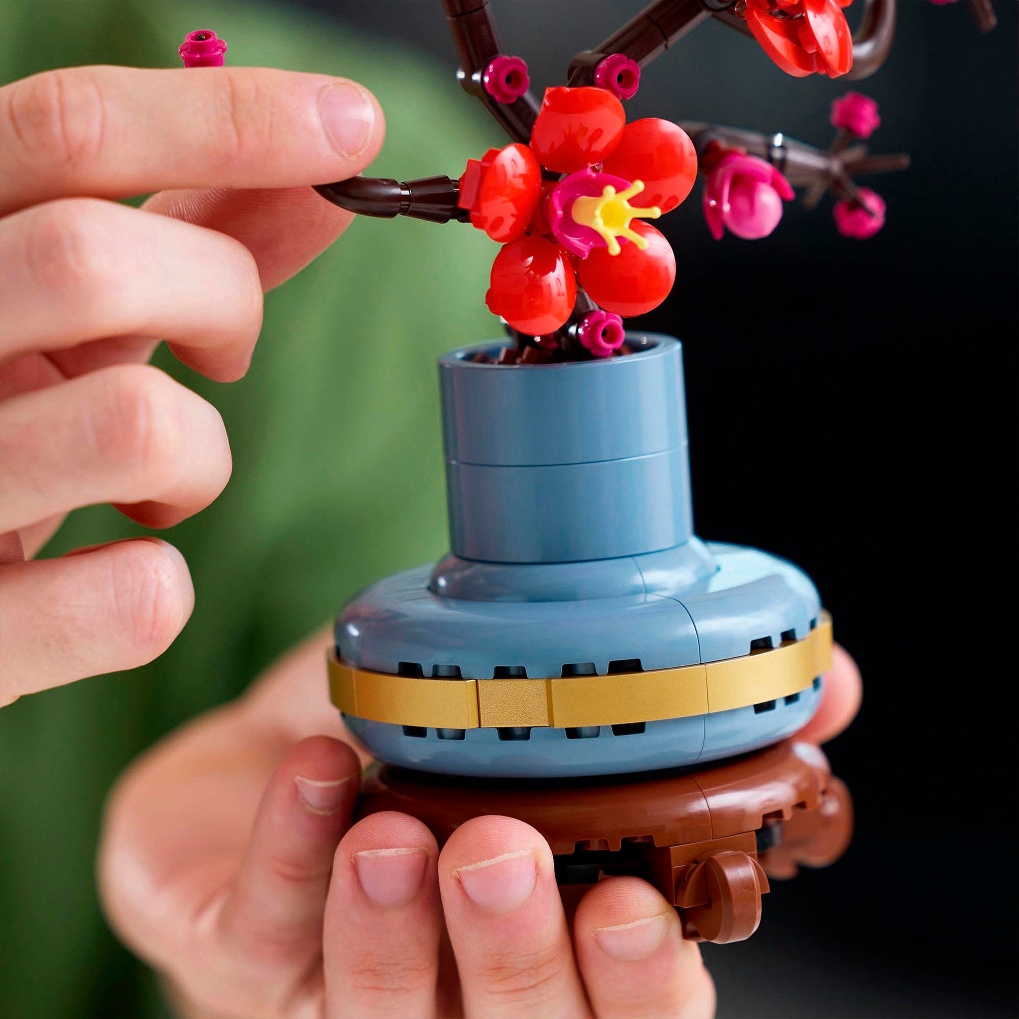 LEGO® Konstruktionsspielsteine »Pflaumenblüte (10369), LEGO Botanicals« Made in Europe