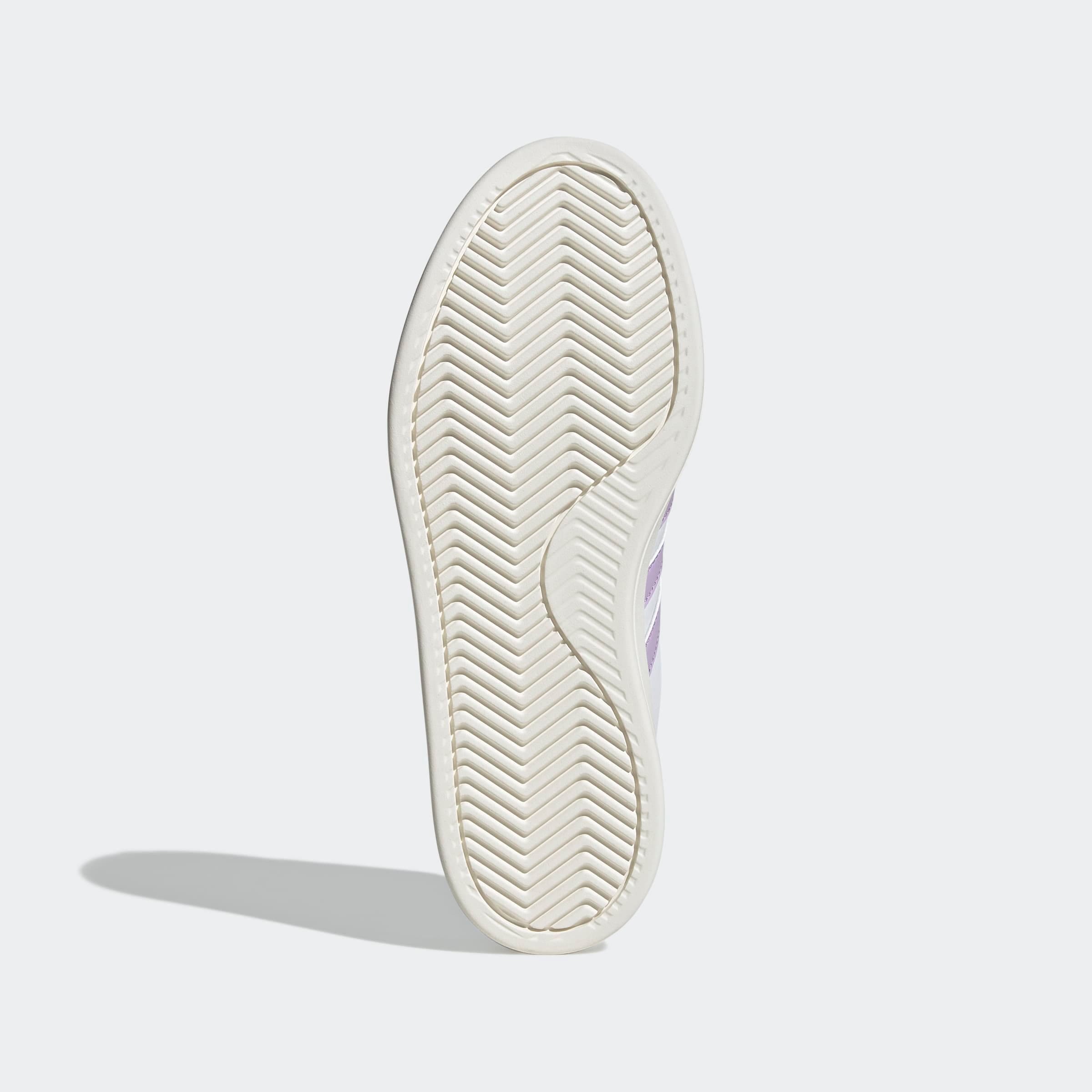 adidas Sportswear Sneaker »GRAND COURT CLOUDFOAM LIFESTYLE COURT COMFORT«, Design auf den Spuren des adidas Superstar