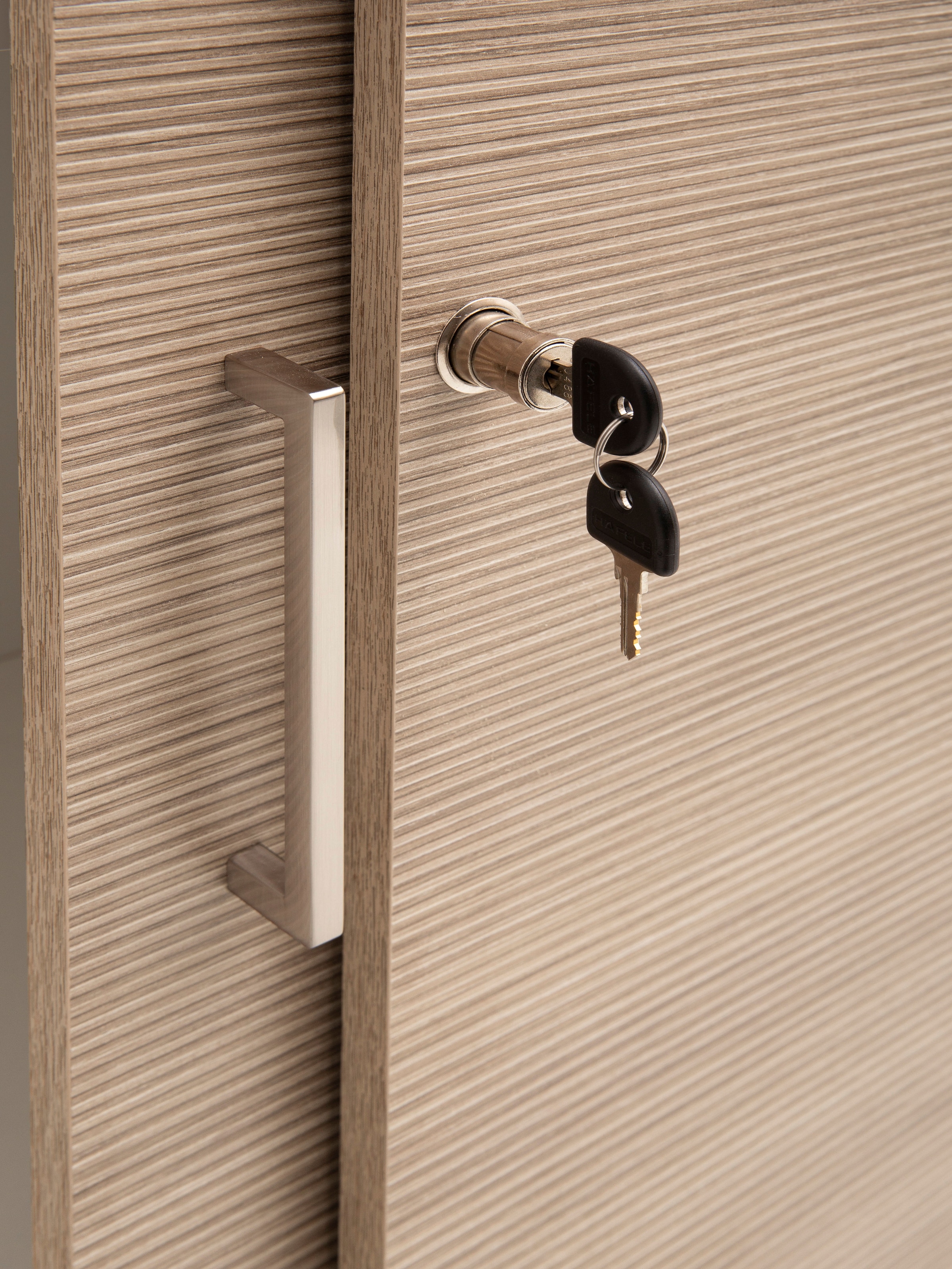 Schildmeyer Schiebetürenschrank »METZ, Aktenschrank abschliessbar, Höhe 113,4 cm, MADE IN GERMANY« 1 Stk. tlg. Fronten in Canello,  MADE IN GERMANY