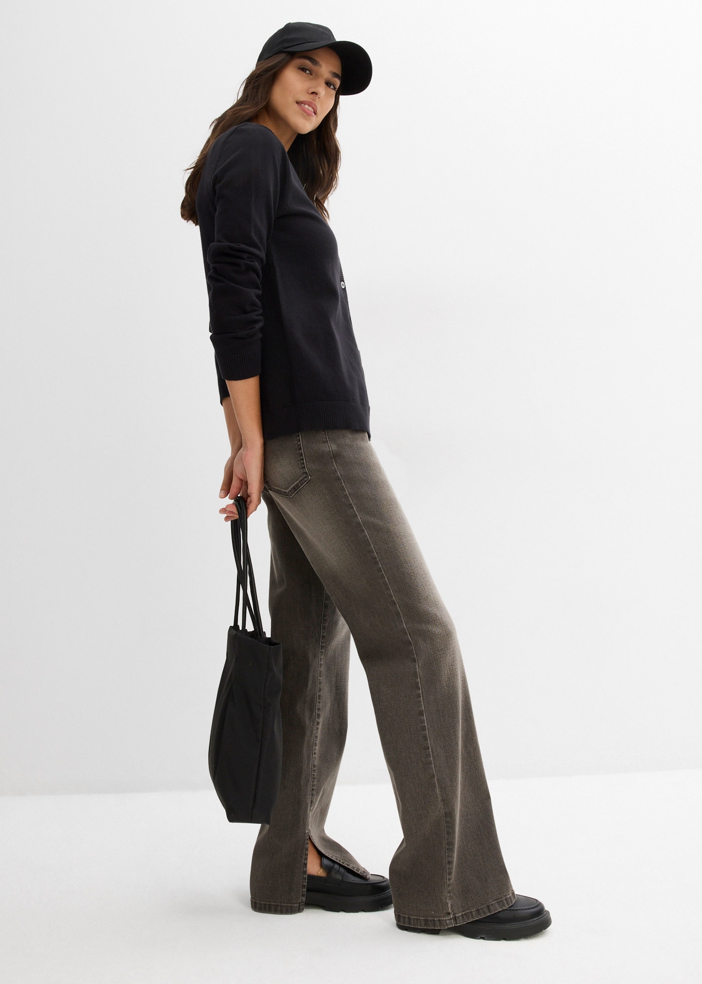 bonprix Veste en tricot lockere Passform, hoher Baumwollanteil, mit Knopfleiste