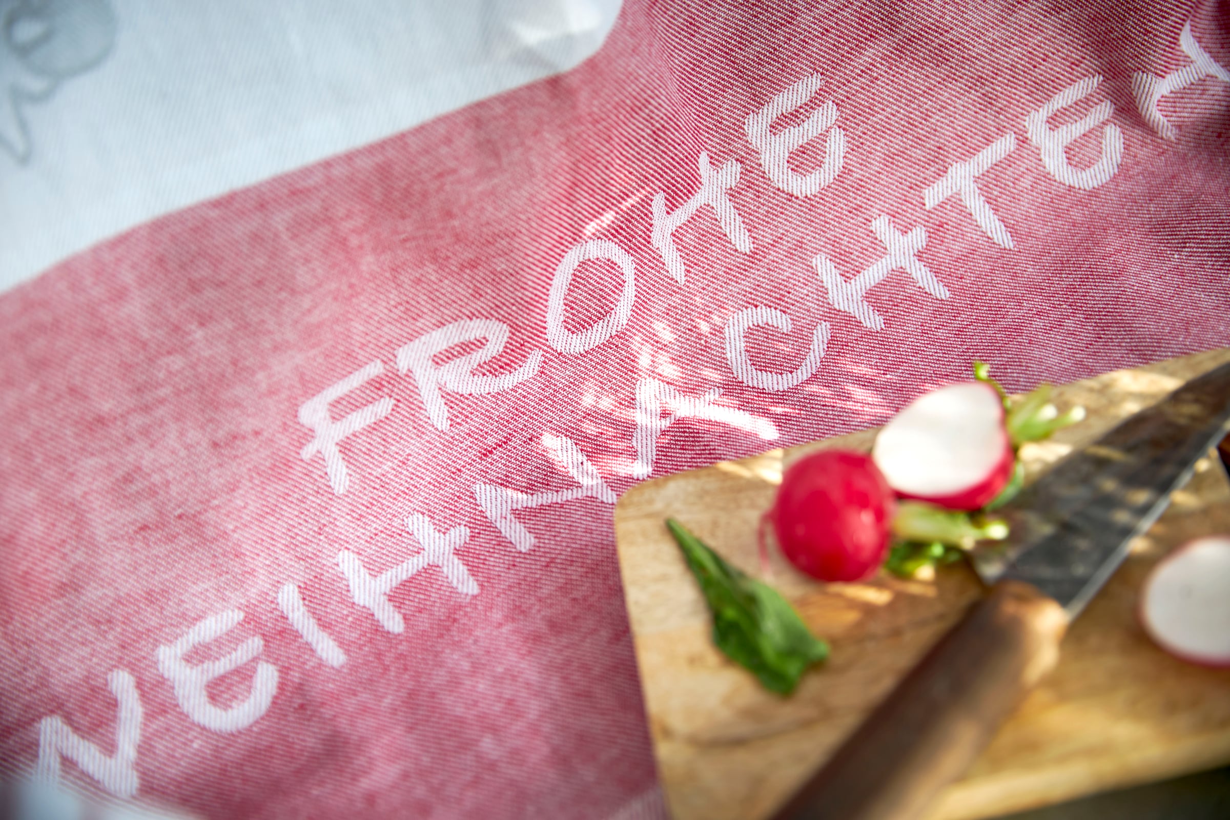 Dyckhoff Geschirrtuch »Wichtel, mit Schriftzug Frohe Weihnachten, Streifen und Sternen« mit 3 verschiedenen Motiven, Masse je Tuch ca. 50x70 cm, 100% Baumwolle