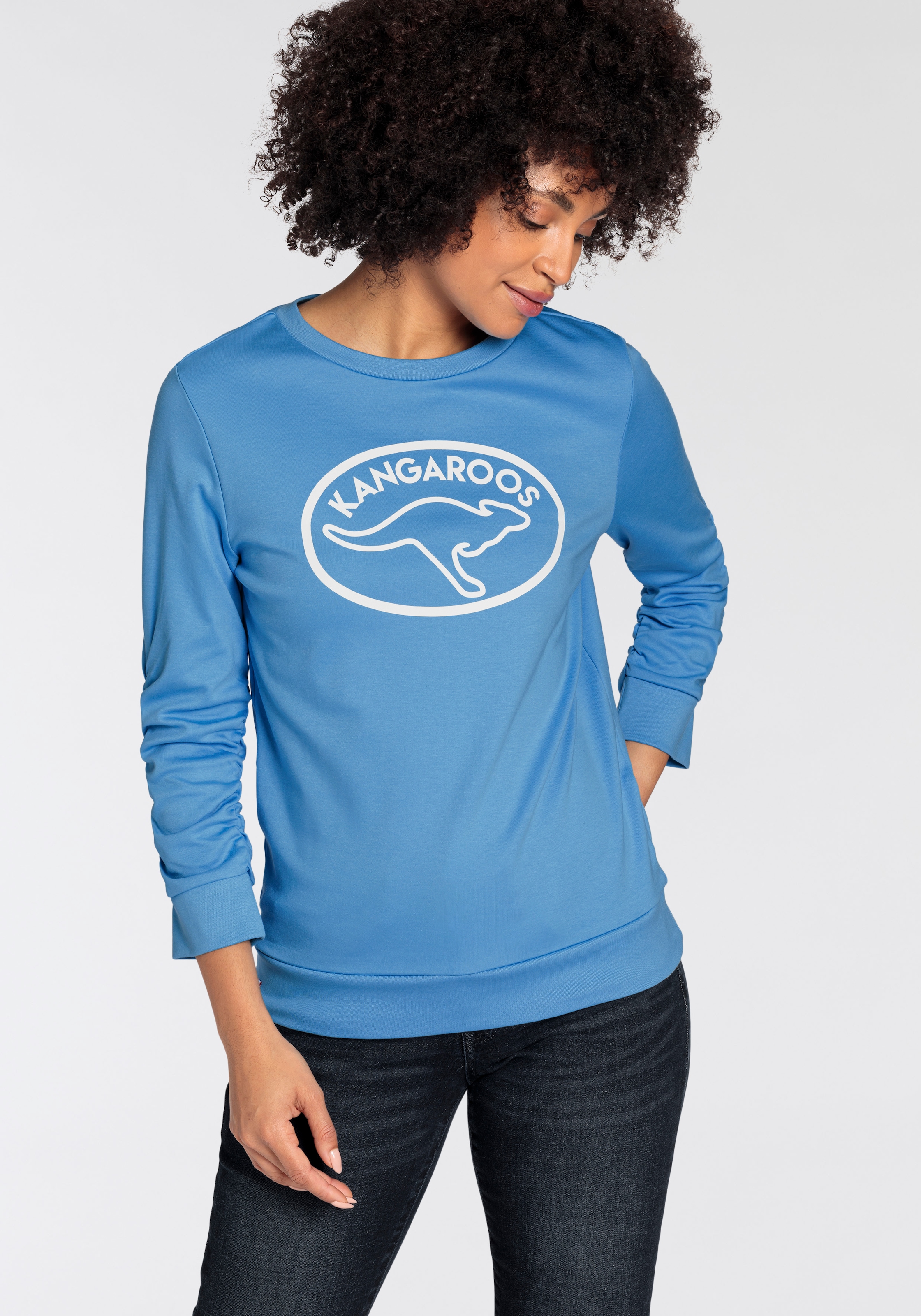 KangaROOS Sweatshirt, mit Raffung am Ärmel und Marken-Logo-Print - NEUE-KOLLEKTION