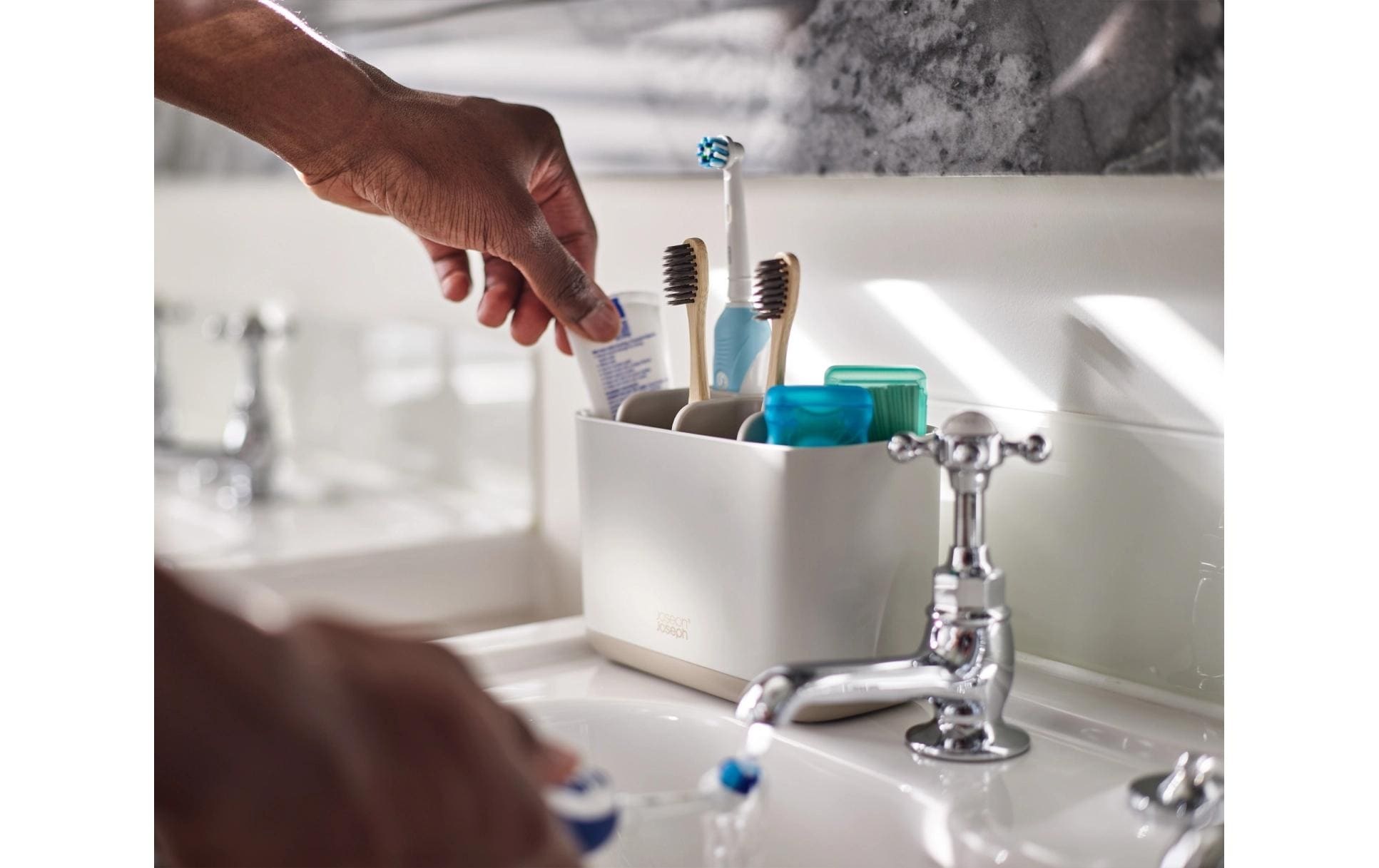 Joseph Joseph Gobelet pour brosse à dents »EasyStore, Ecru«