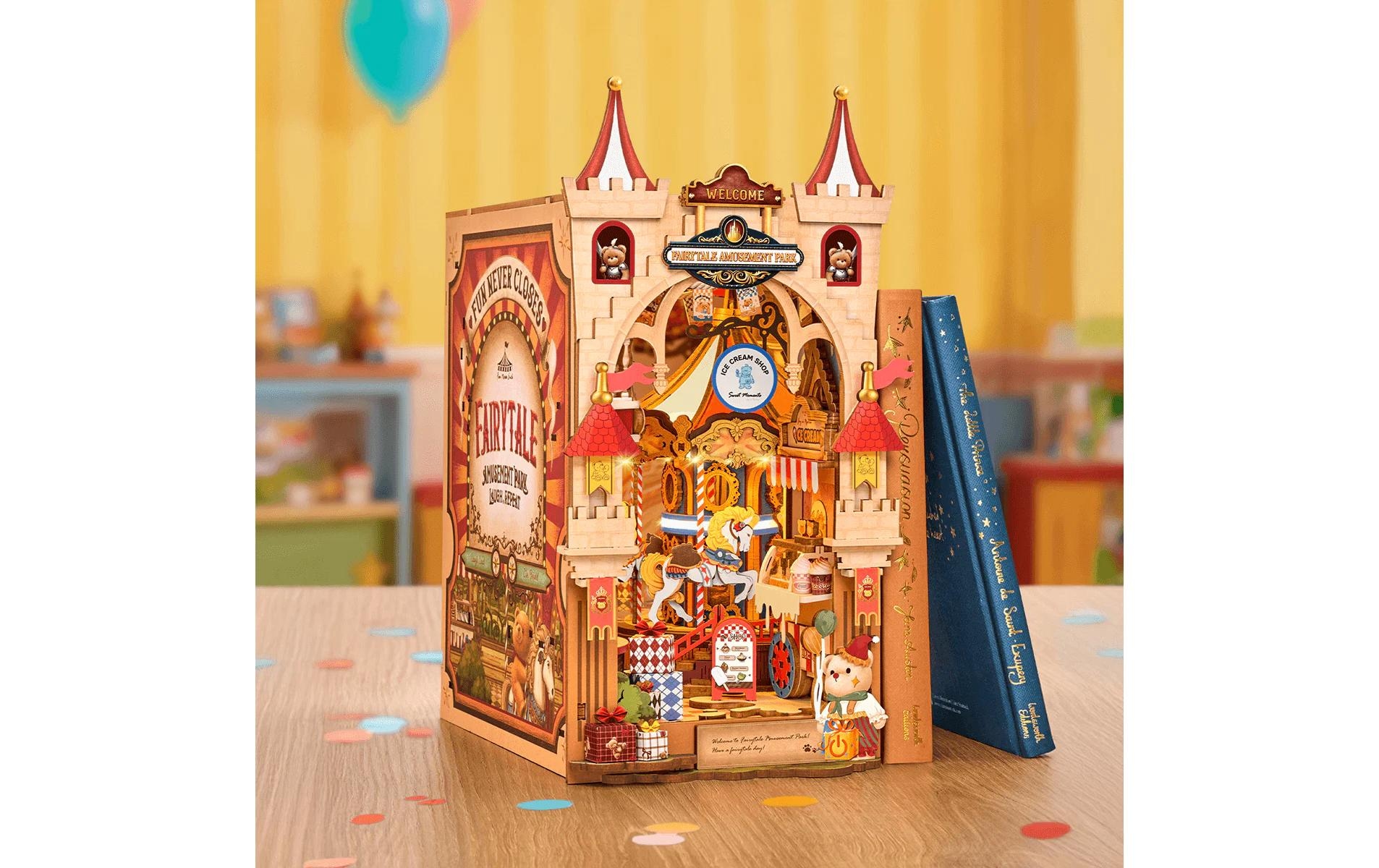   Modellbausatz »Rolife Fairytale Amusement Park Bücherregal-Einsatz« 257 Stk. tlg.