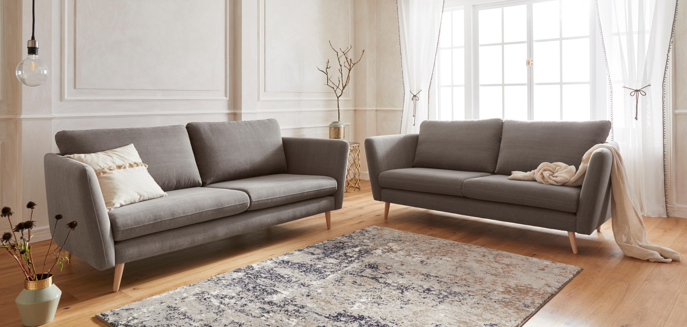 Image of Guido Maria Kretschmer Home&Living 3-Sitzer »Cergy«, in skandinavischem Stil, mit Beinen aus Eiche bei Ackermann Versand Schweiz