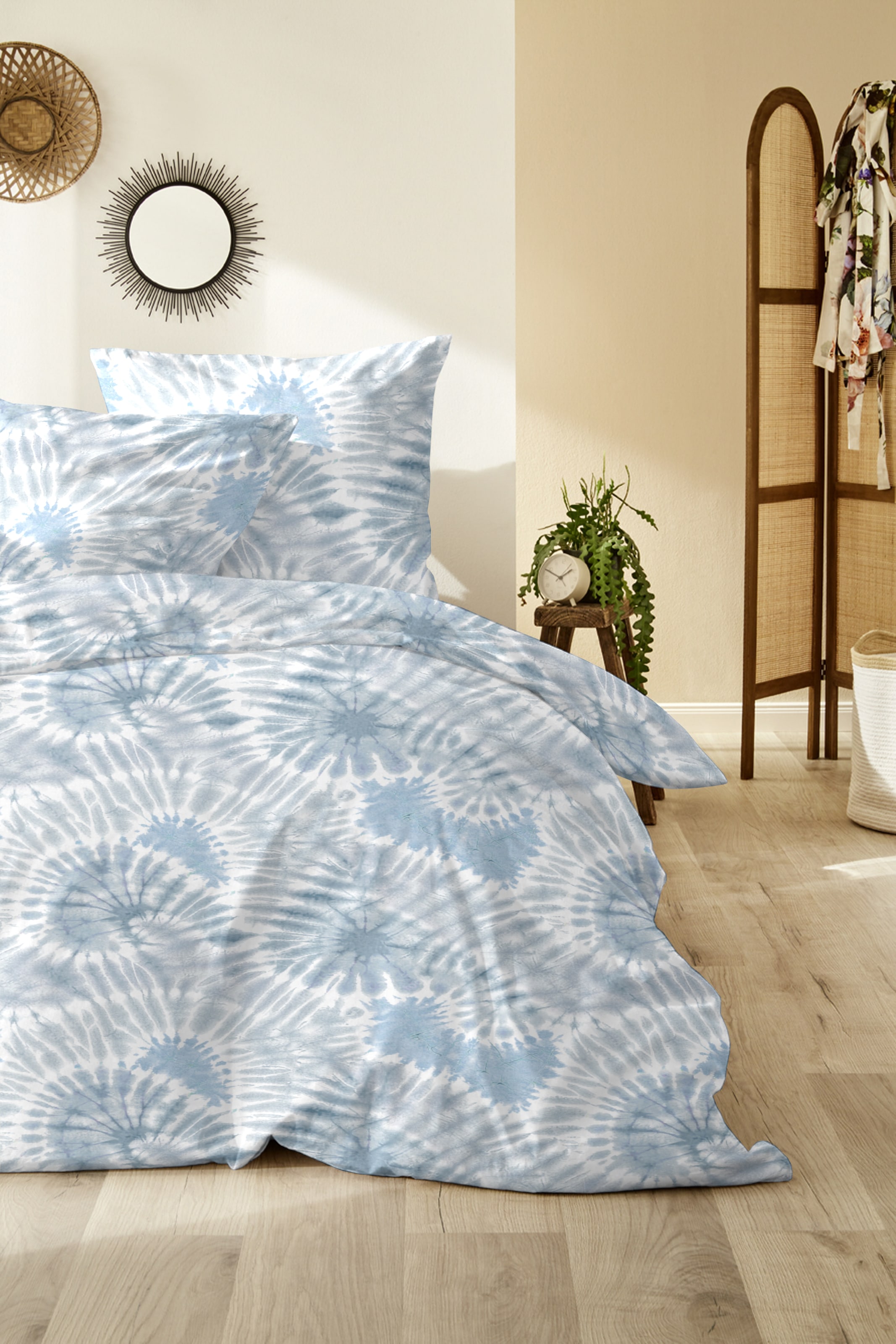 Primera Bettwäsche »Primera Renforce-Bettwäsche Swirl«, in einem lebhaften Batik-Look