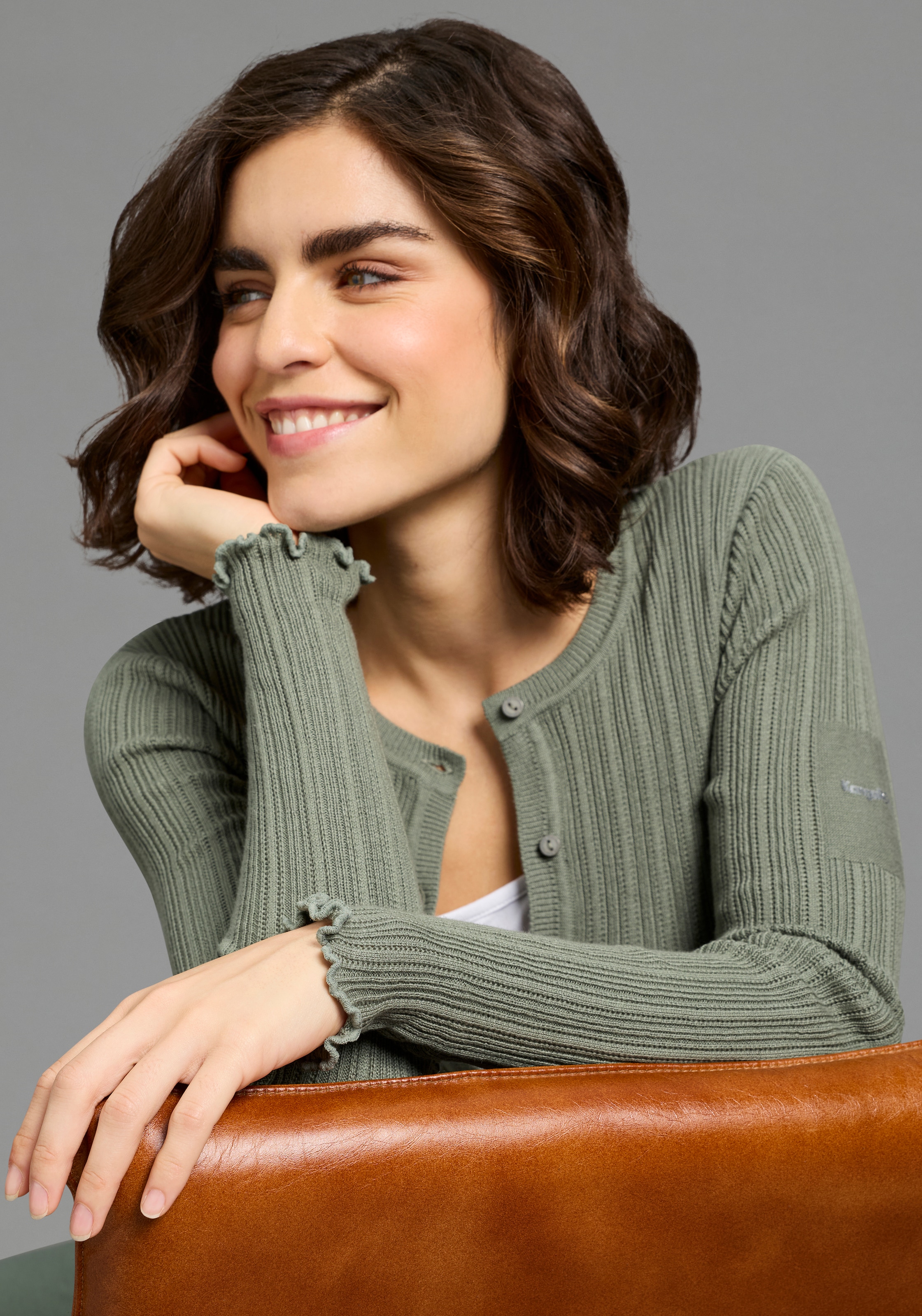 KangaROOS Strickjacke aus Pointelle-Strick