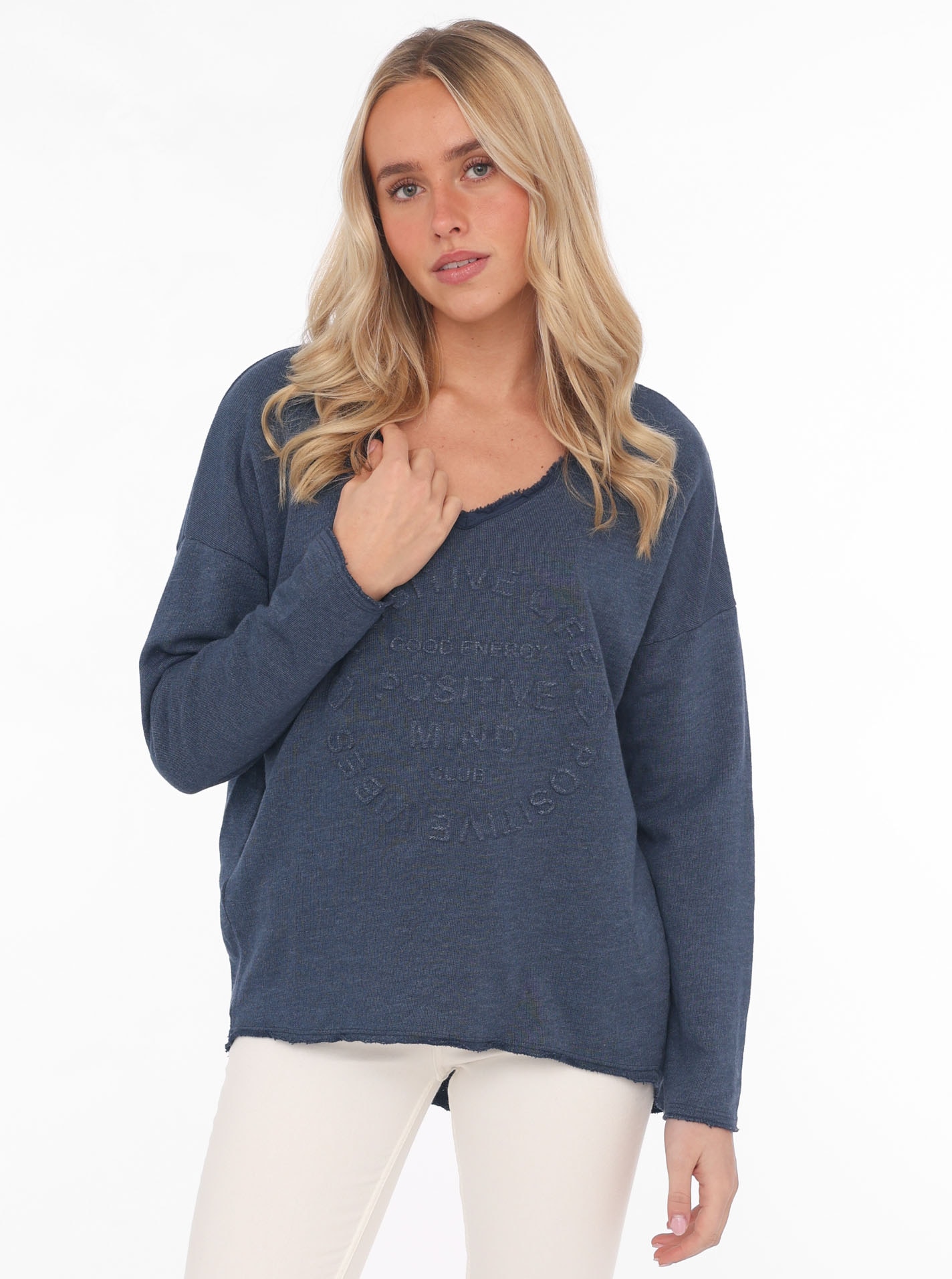 Image of Zwillingsherz Sweatshirt ""Positive Mind"", ausgefranster V-Ausschnitt, Used Look, Langarm, Schriftzug