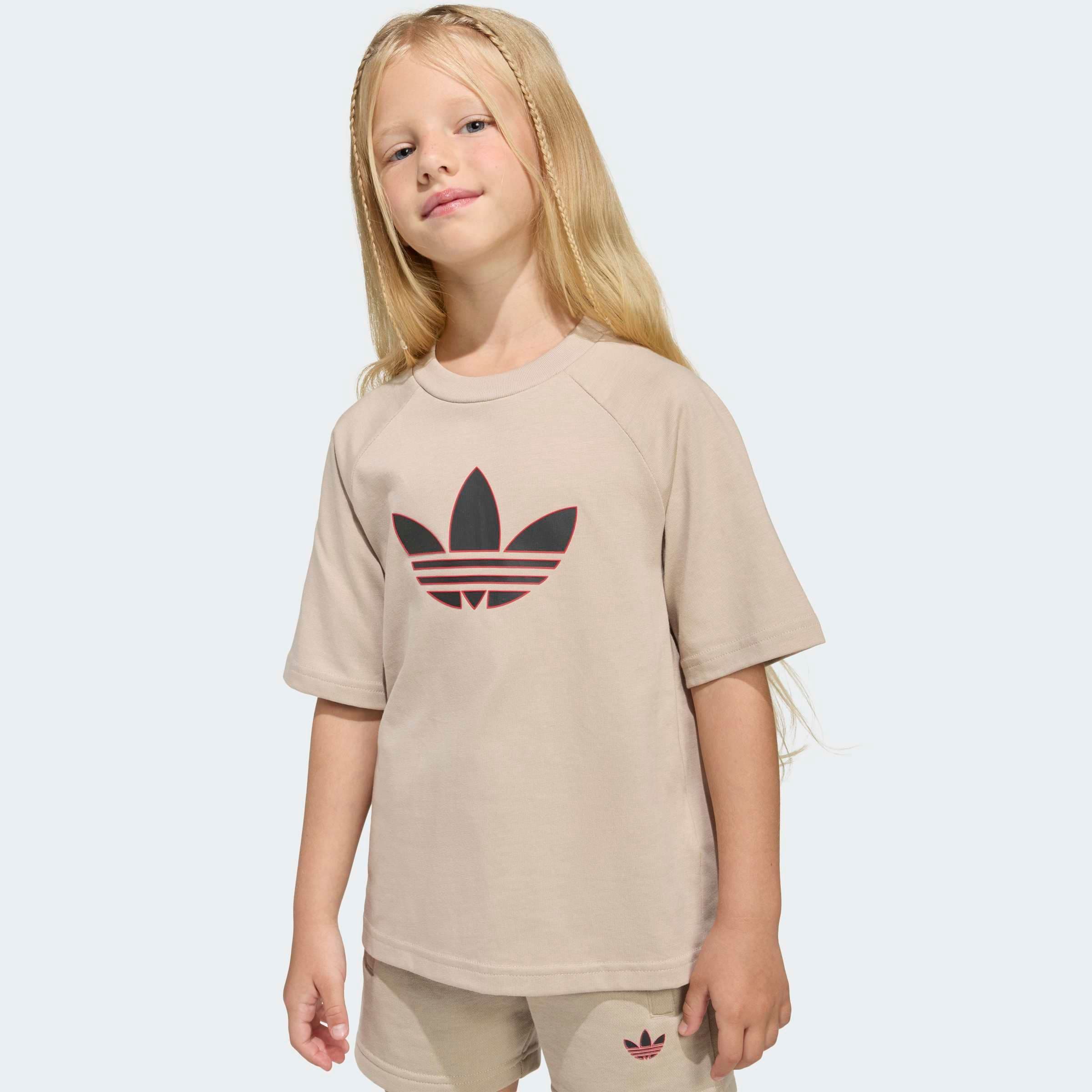 adidas Originals Trainingsanzug »LOCKERES KURZES -SET MIT TREFOIL« 2 tlg.