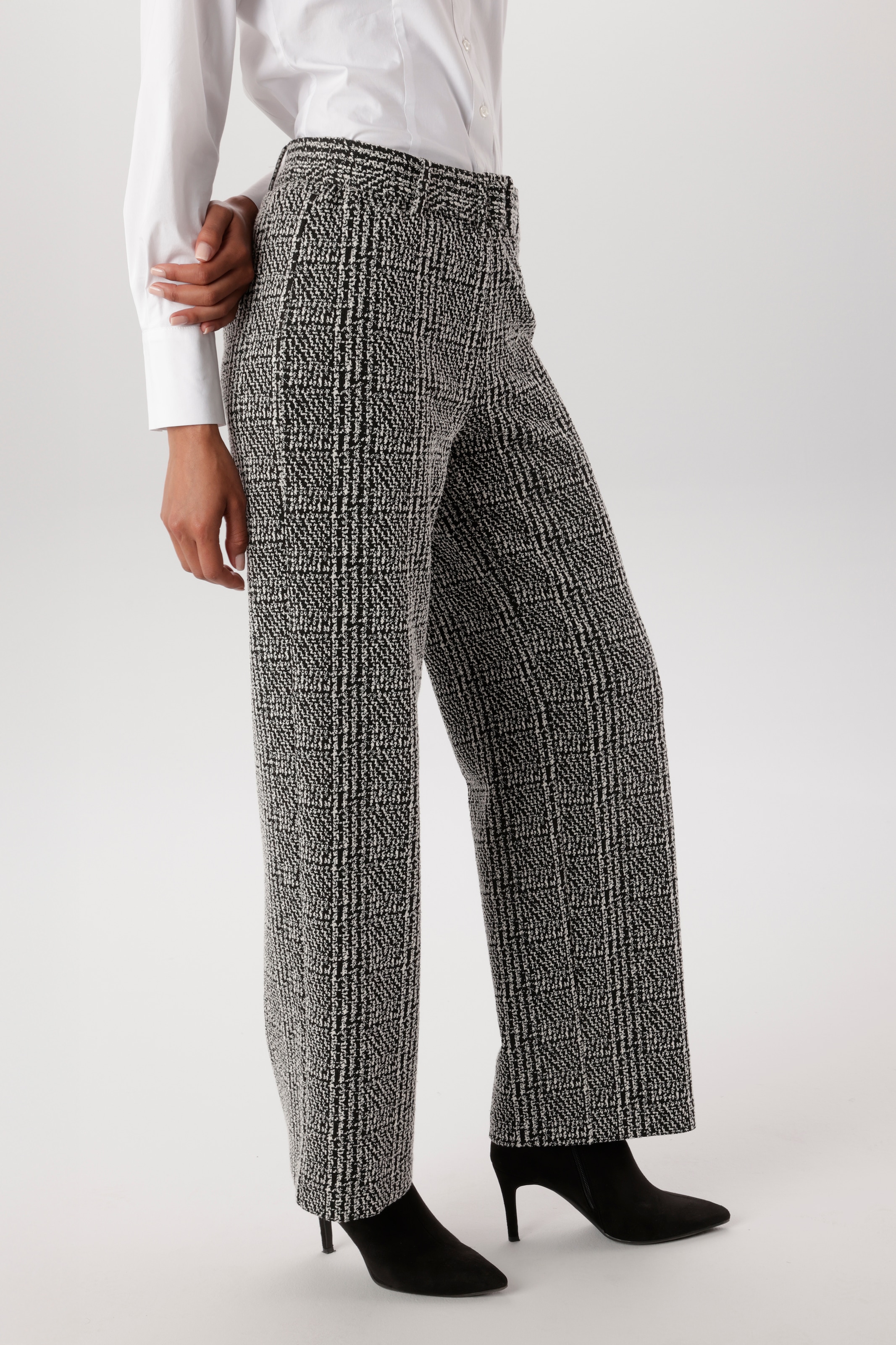 Aniston SELECTED Pantalon à enfiler  avec ceinture au même motif à carreaux - NOUVELLE COLLECTION,