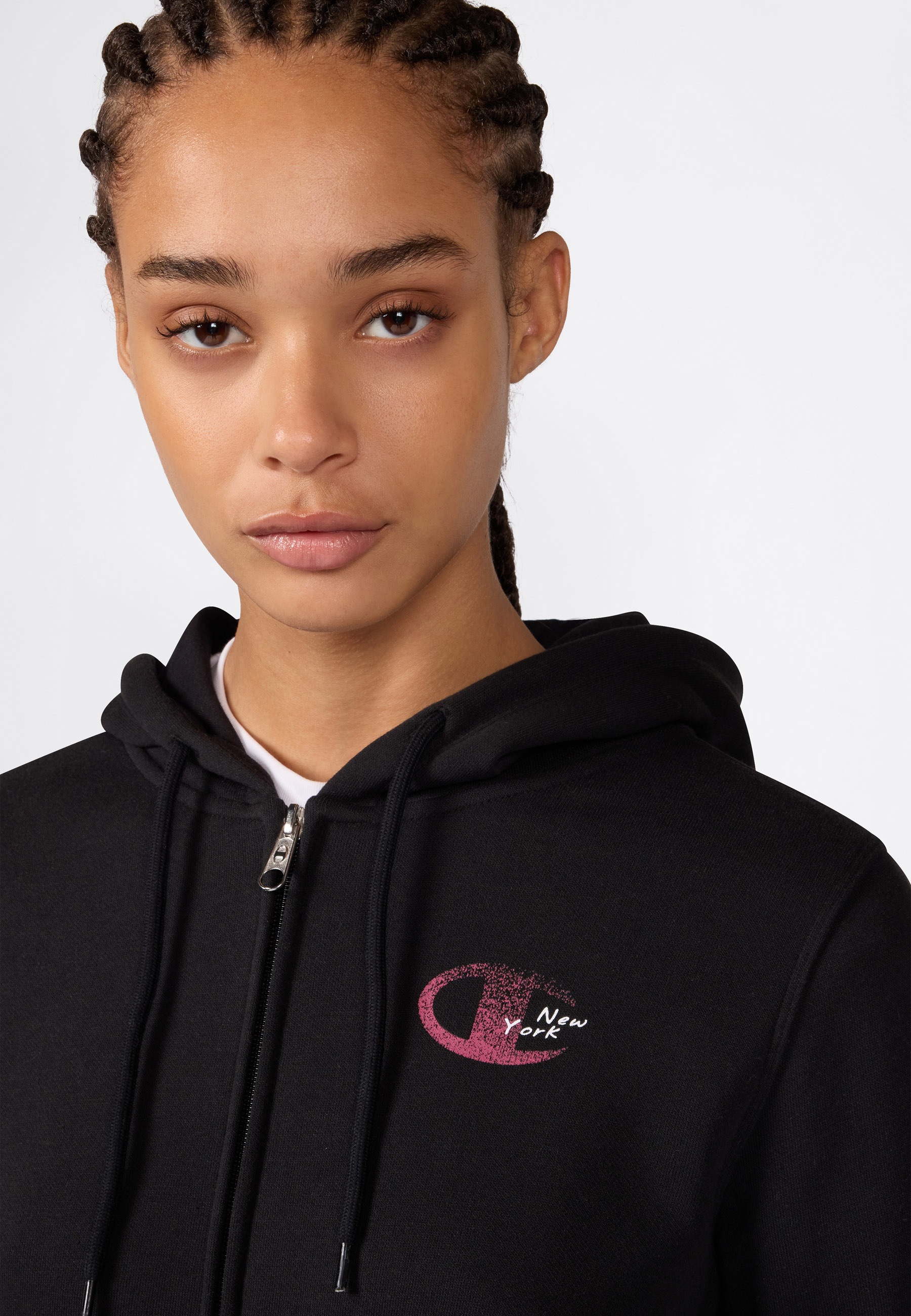 Champion Kapuzensweatjacke »SPORTWEAR ZIP-UP HOODIE Slim Fit« mit durchgehendem Reissverschluss, körpernahe Passform