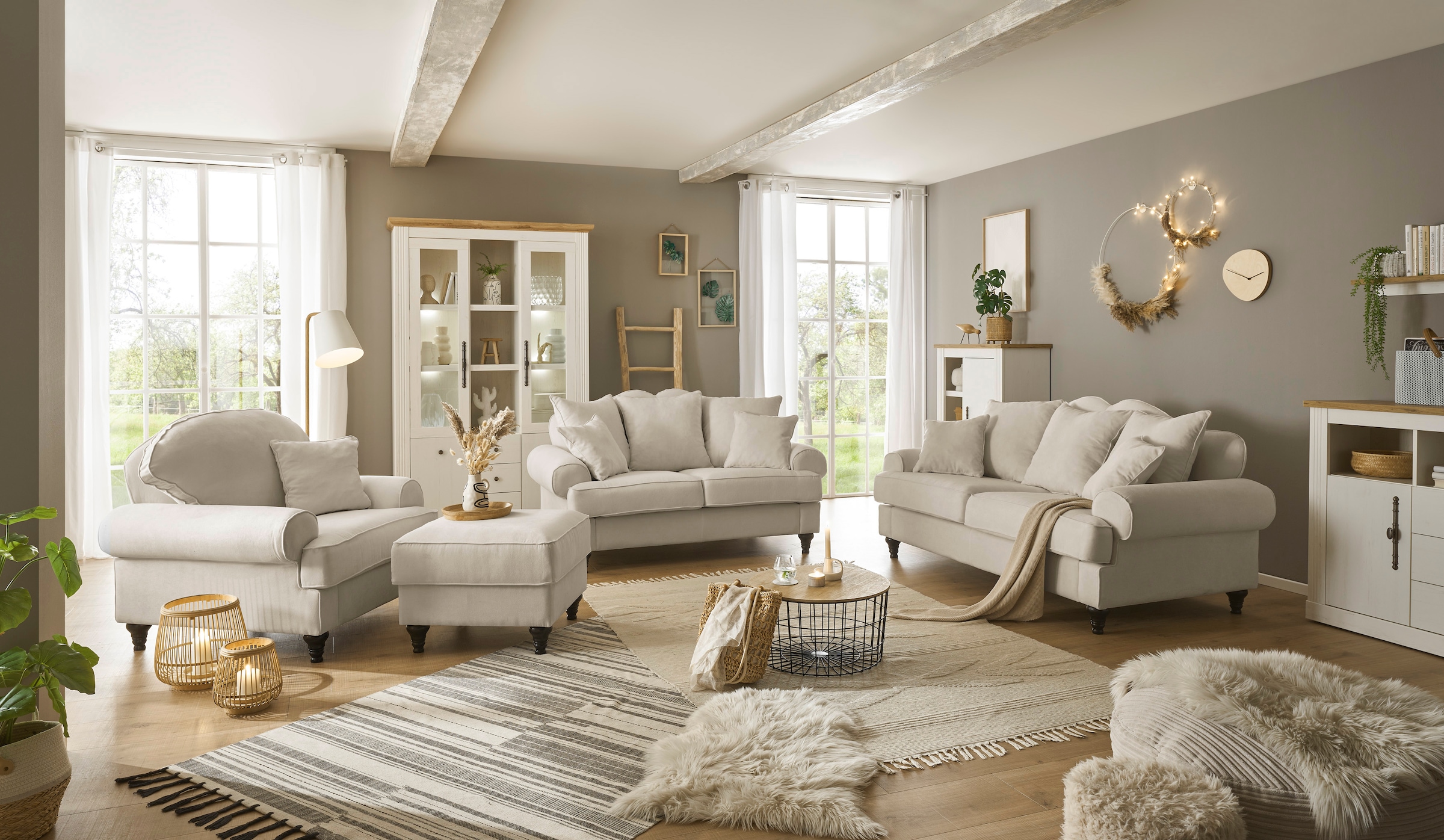 GOODproduct Fauteuil »Westminster mit hochwertigem Microfaserbezug, in 5 Farben verfügbar« rembourrage à ressorts, pied tourné, coussin décoratif inclus