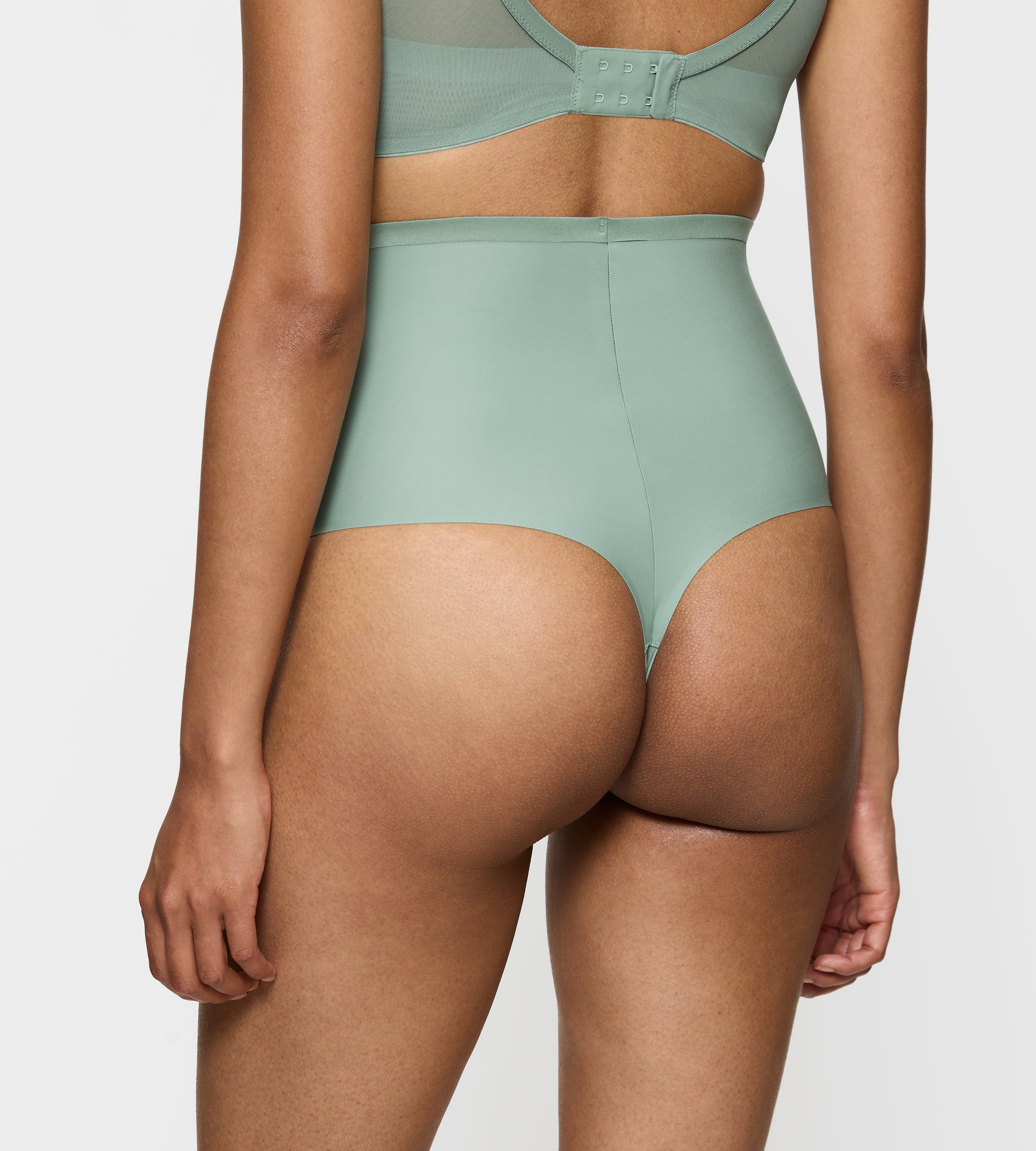 Triumph Shapingstring »Shape Smart«, formend, leicht, nahtlos, elastisch, mit Power-Mesh-Zonen
