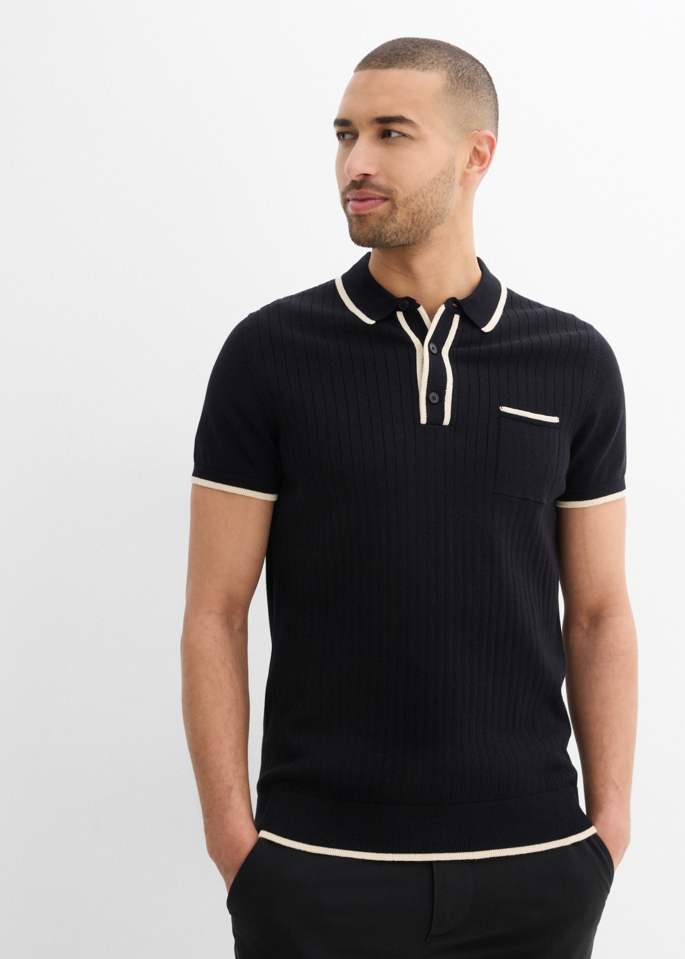 Image of bonprix Strickpullover mit Polokragen, Regular Fit, aus Baumwolle und Polyamid