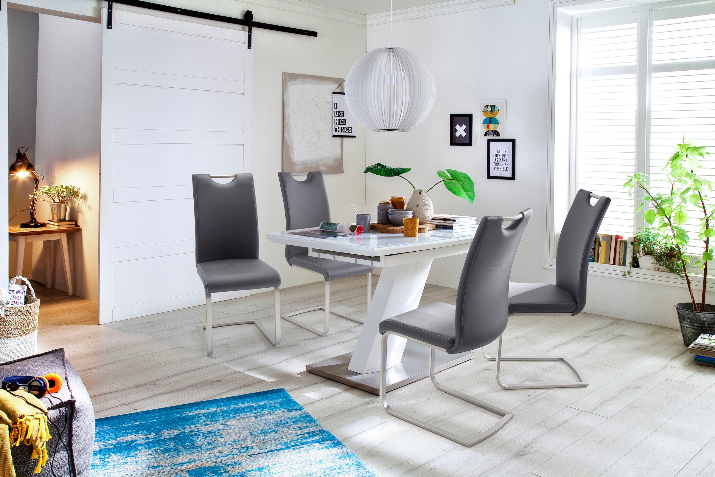 MCA furniture Esstisch »Galina, TOPSELLER!«, (Esstisch, Tisch), Bootsform in weiss mit Synchronauszug vormontiert, Sicherheitsglas