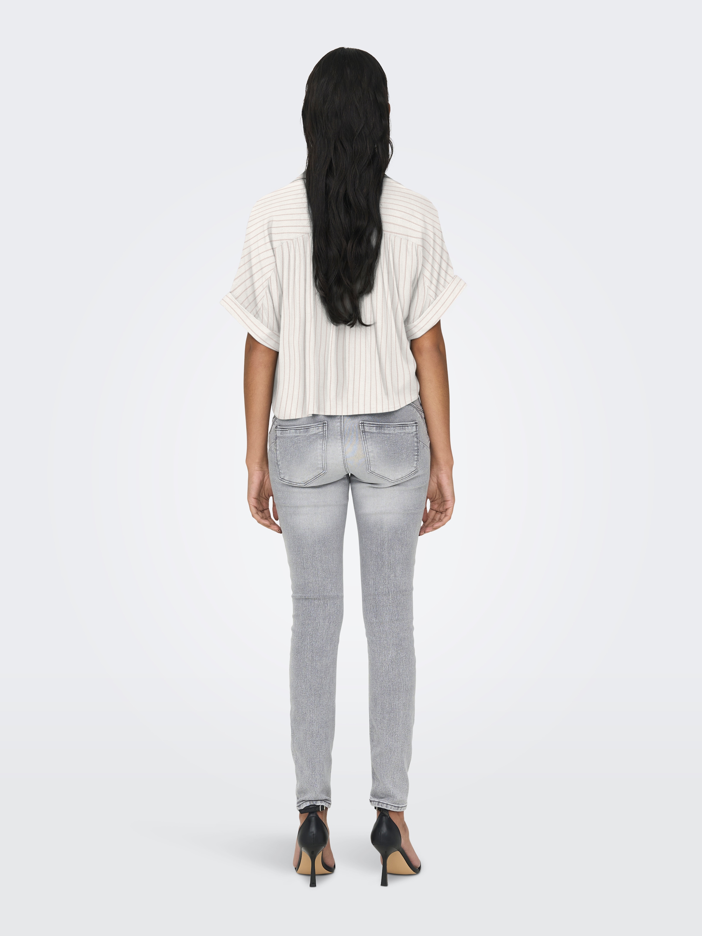 ONLY Kurzarmbluse »ONLPAULA LIFE S/S TIE SHIRT WVN NOOS« Viskose, regular fit