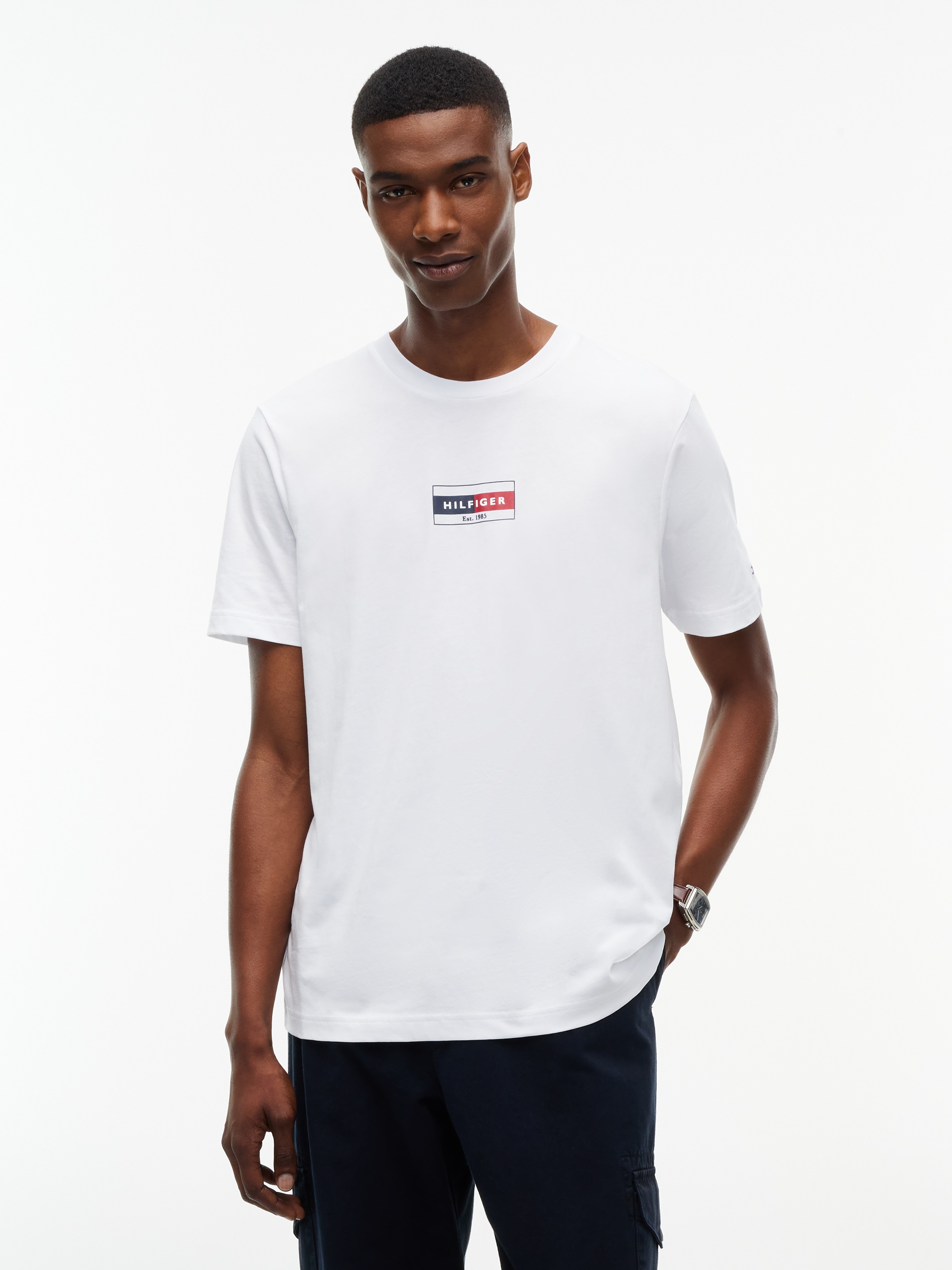 Image of Tommy Hilfiger T-Shirt "BRAND LOVE SMALL FLAG" regular fit, Baumwolljersey