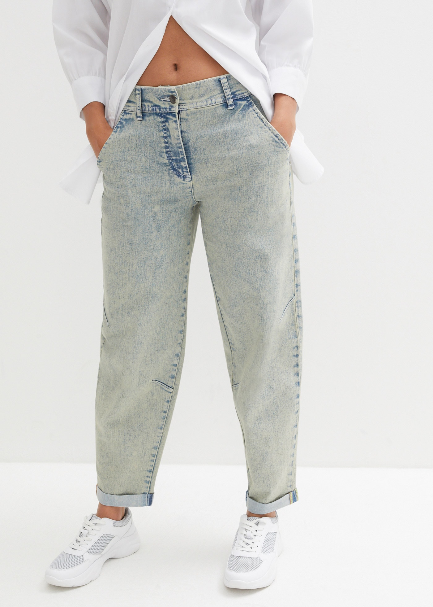 Image of bonprix Boyfriend-Jeans weites Bein, Loose Fit, mit bequemem Gummi am hinteren Bund