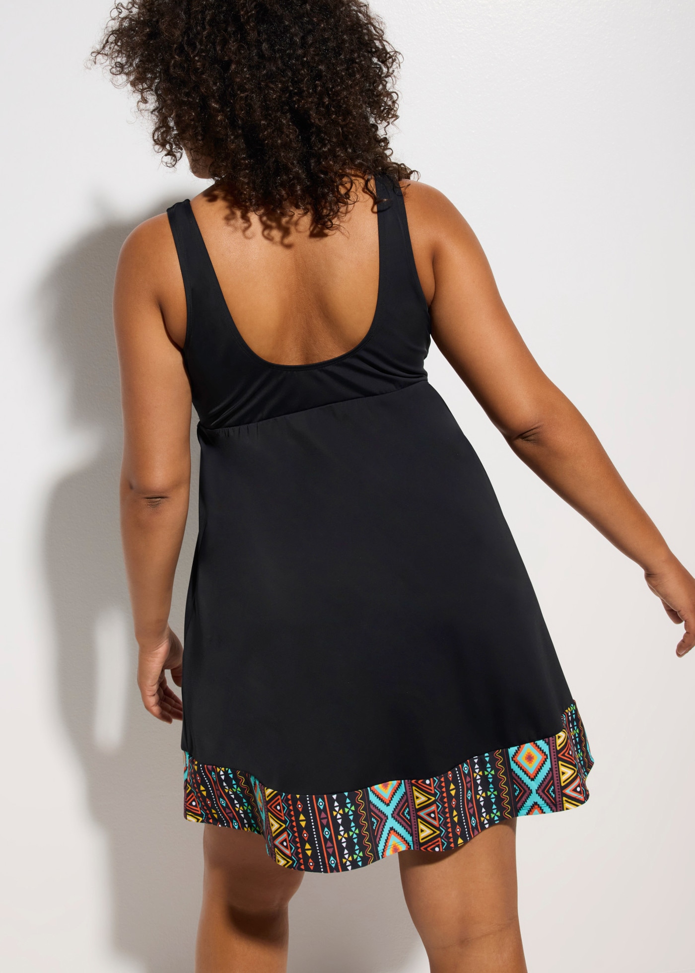 bonprix Maillot de bain en polyamide et élasthanne, avec doublure en mesh, disponible en plusieurs tailles