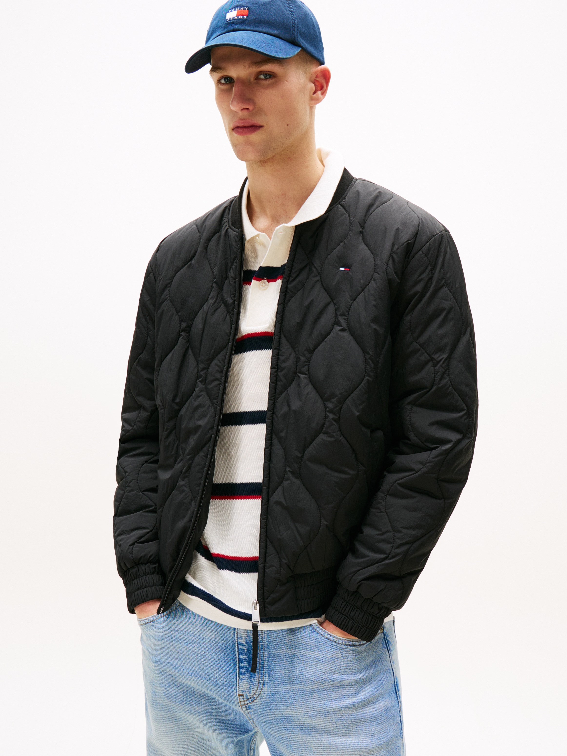 Image of Tommy Jeans Bomberjacke "TJM LW QUILTED BOMBER JACKET EXT" ohne Kapuze Fliegerjacke, Freizeitjacke Mit Rundhalsausschnitt