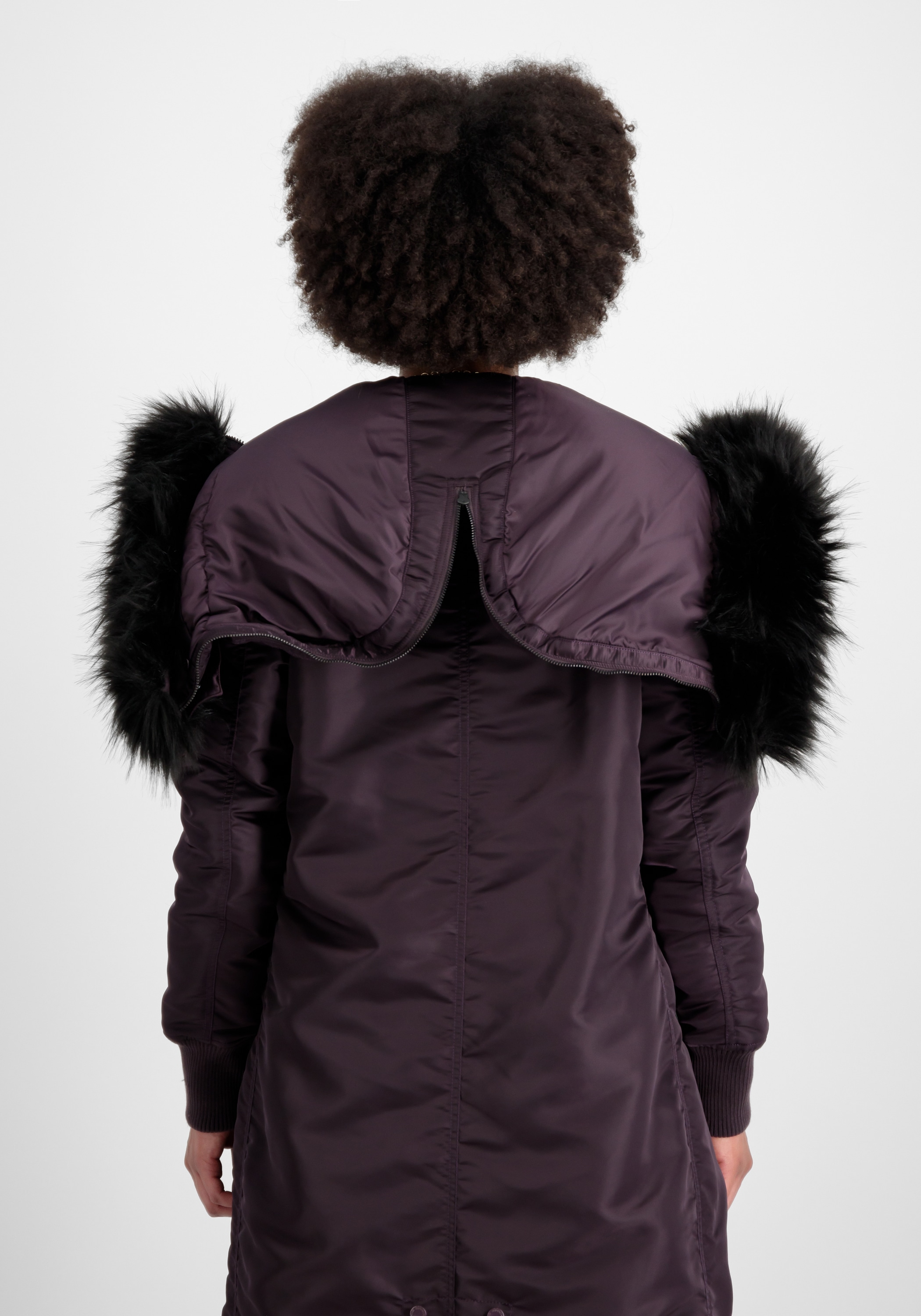 Alpha Industries Winterjacke »Alpha Industries Women - Cold Weather Jackets Long Fishtail W«