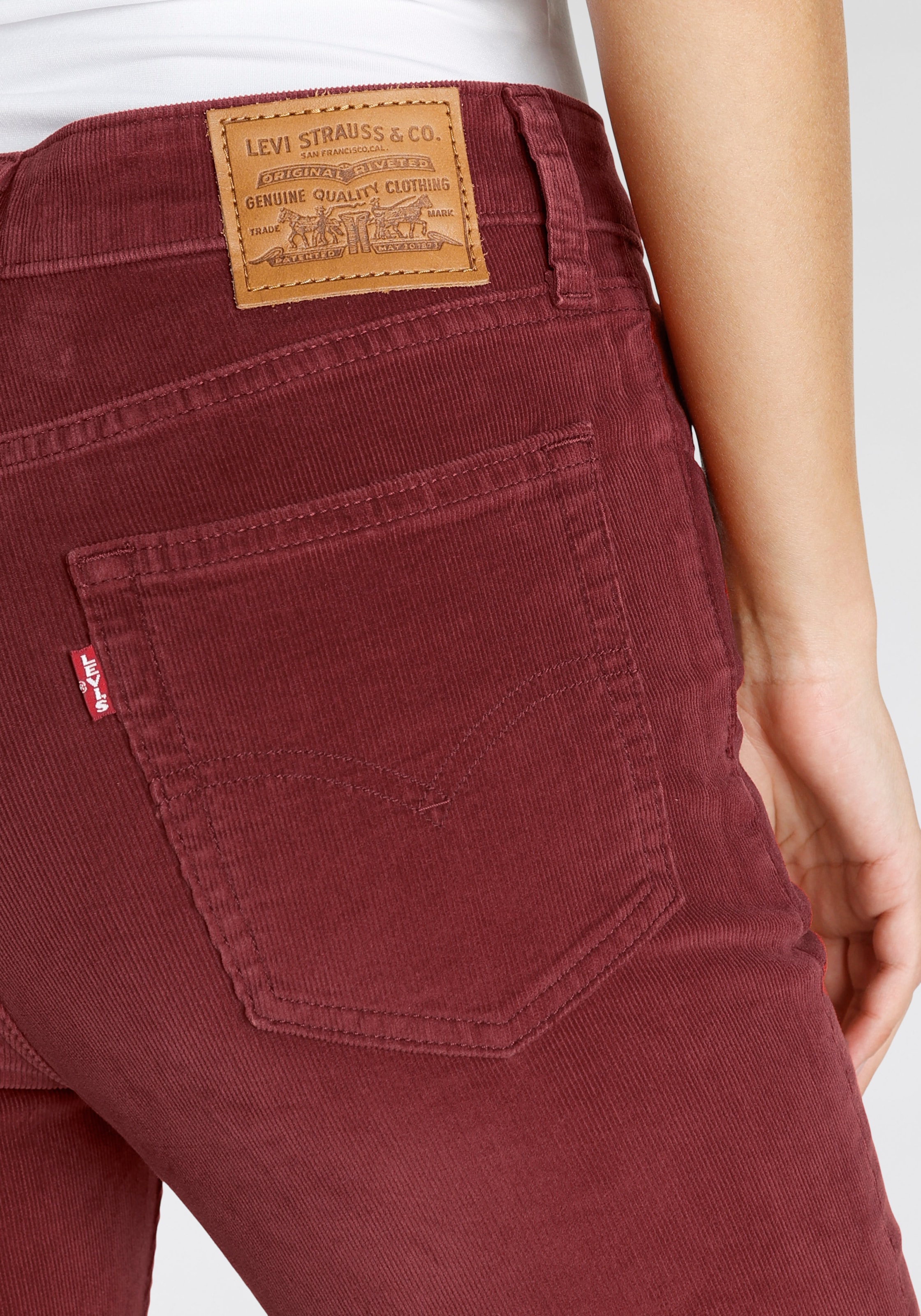 Levi's® Cordhose »721 HIGH RISE SKINNY«, Feincord Qualität