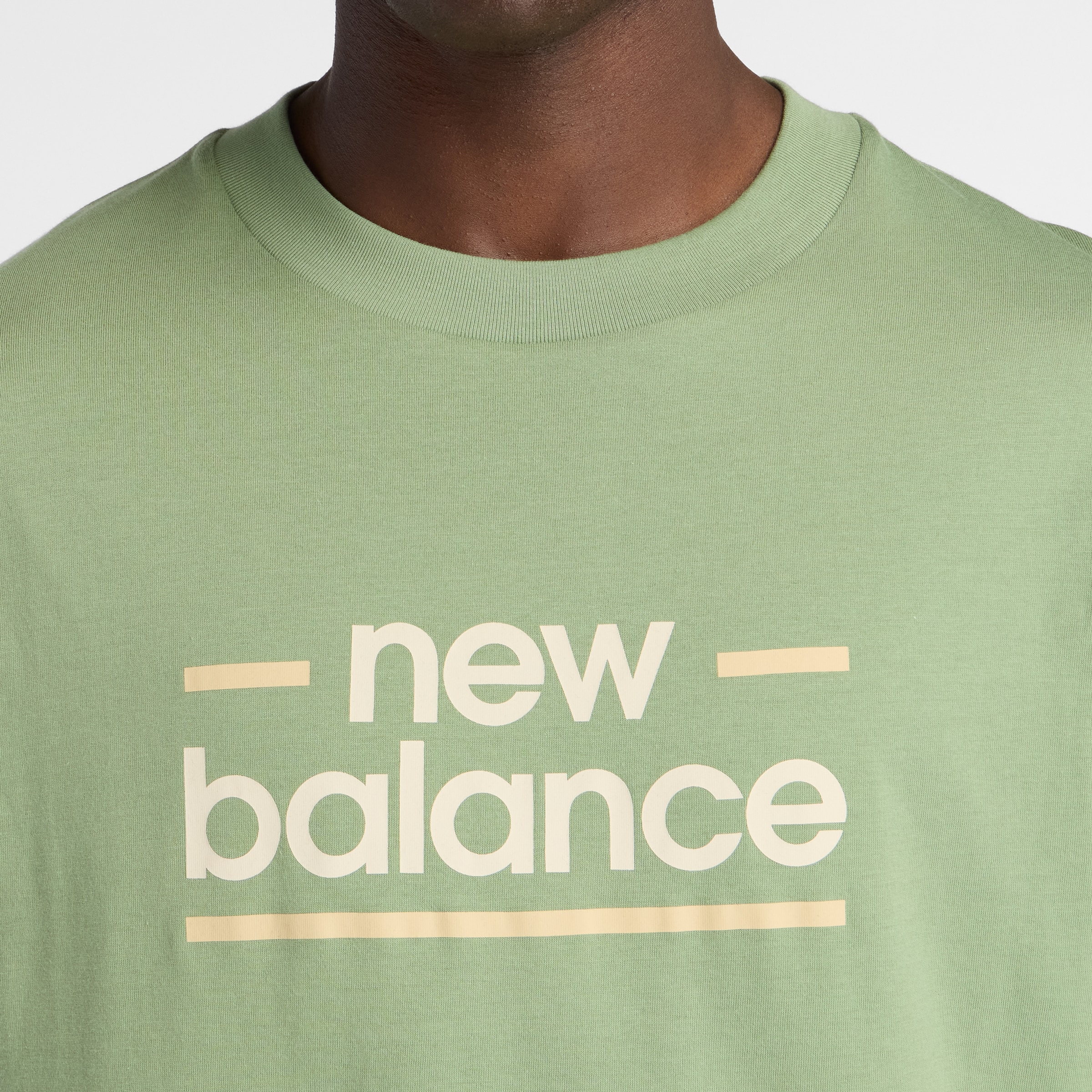 New Balance T-shirt »MENS LIFESTYLE T-SHIRT« 1 pièces für Erwachsene, sportlicher Stil, für sportliche Aktivitäten