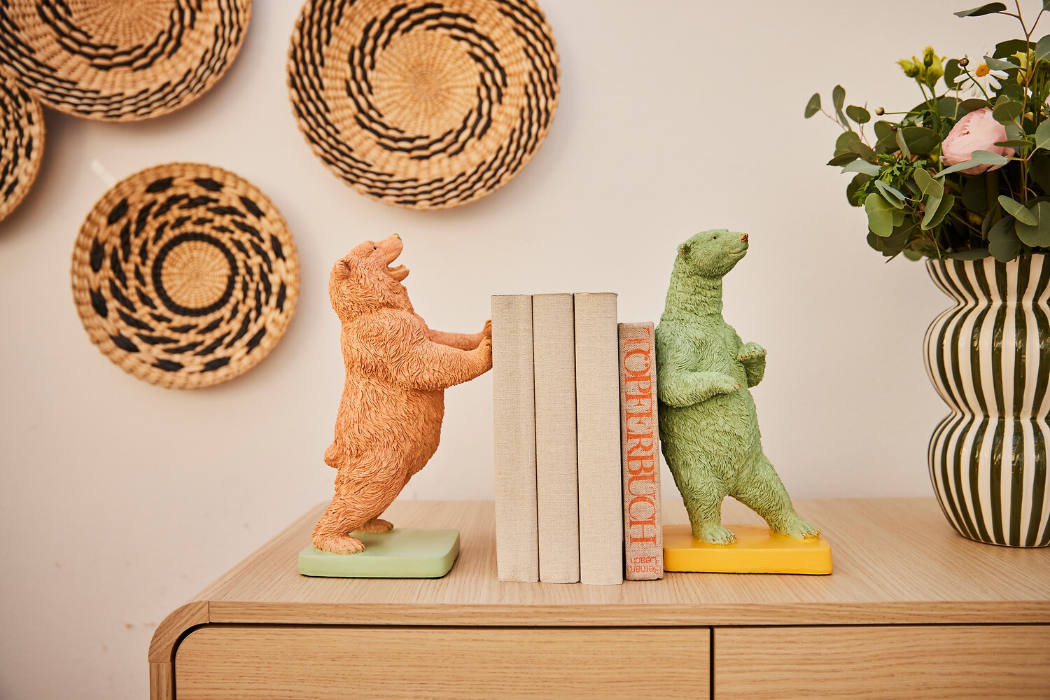 Image of Kare Design Buchstütze "Bear Party" aus Polyresin