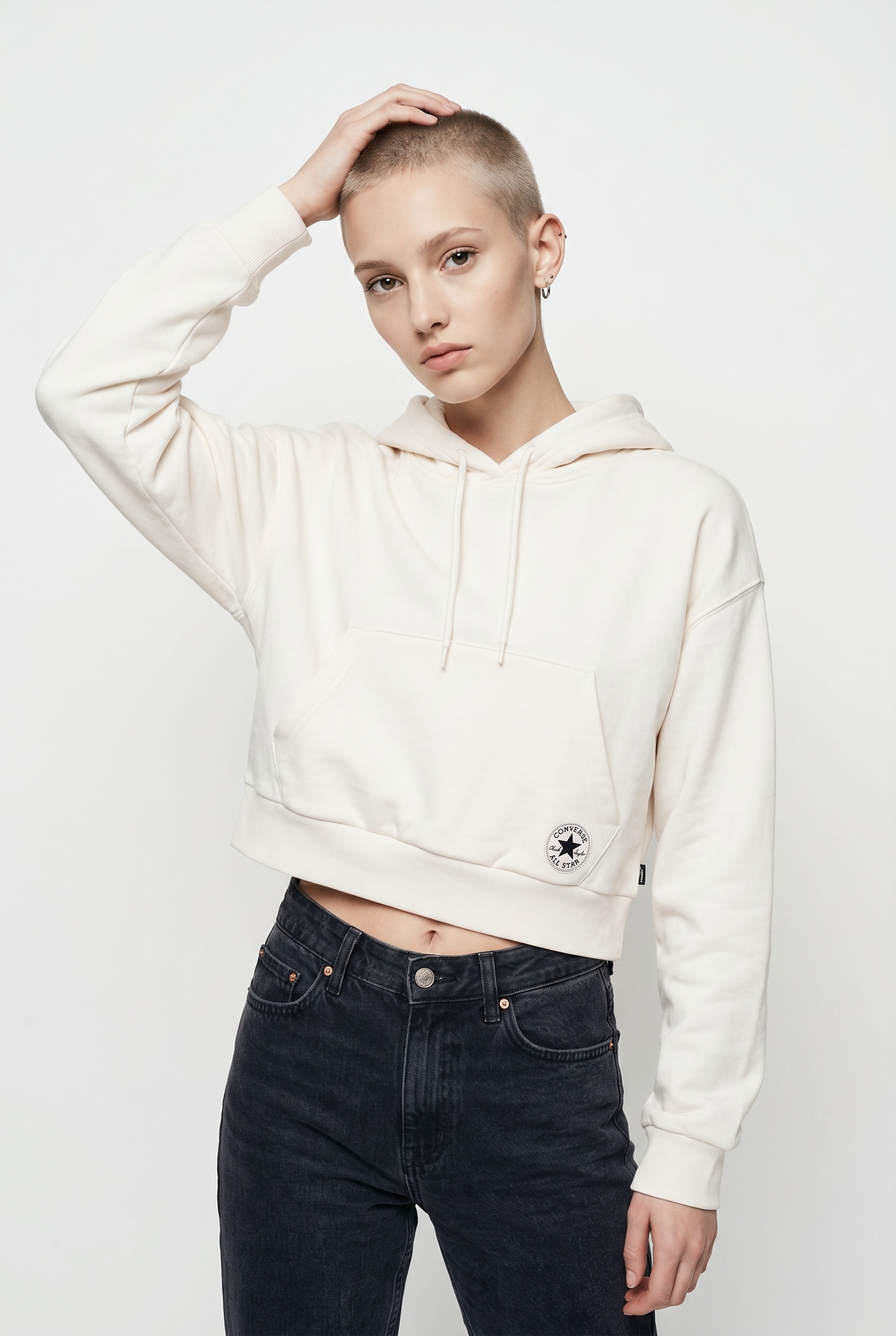 Converse Kapuzensweatshirt »WOMEN'S CONVERSE CHUCK TAYLOR BOXY HOODIE«, mit Kordelzug, hoch geschlossener Ausschnitt, weite Ärmel

