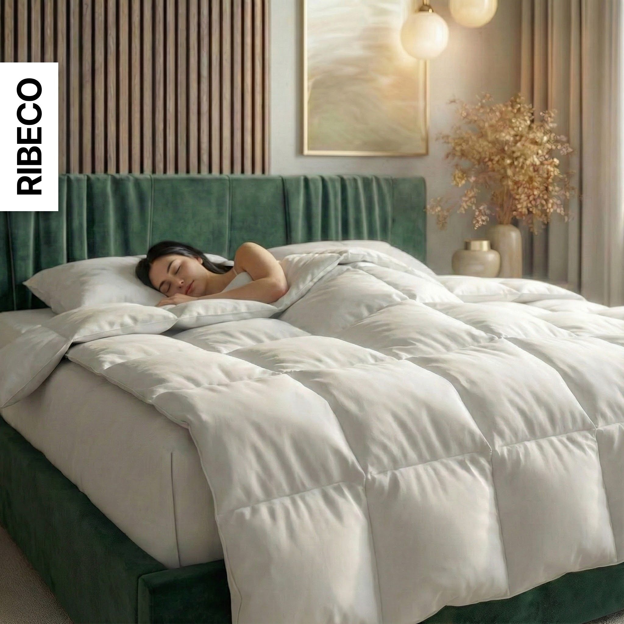 RIBECO Couette en plumes »Laram, Bettdecken für Sommer oder Winter, Made in Germany« léger Füllung 90 % plumes, 10 % duvet 1 cuis tlg. Excellent rapport qualité-prix, couette 135x200 cm ou 155x220 cm, couverture