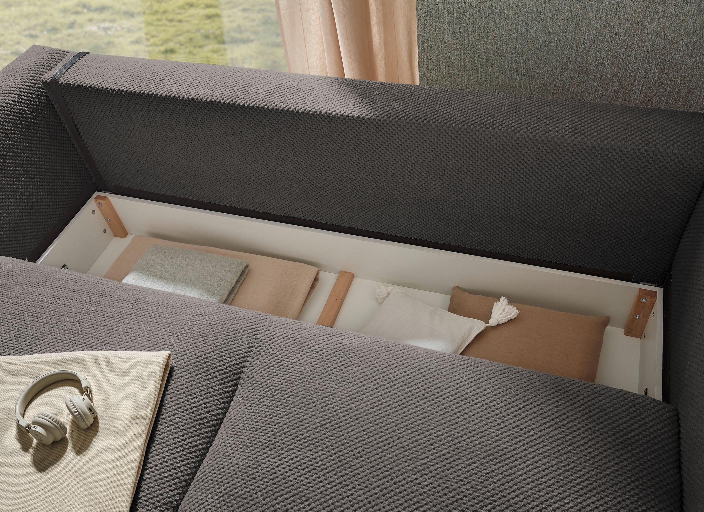 ED EXCITING DESIGN Schlafsofa »Stanley«, mit Bettkasten & 2 Zierkissen