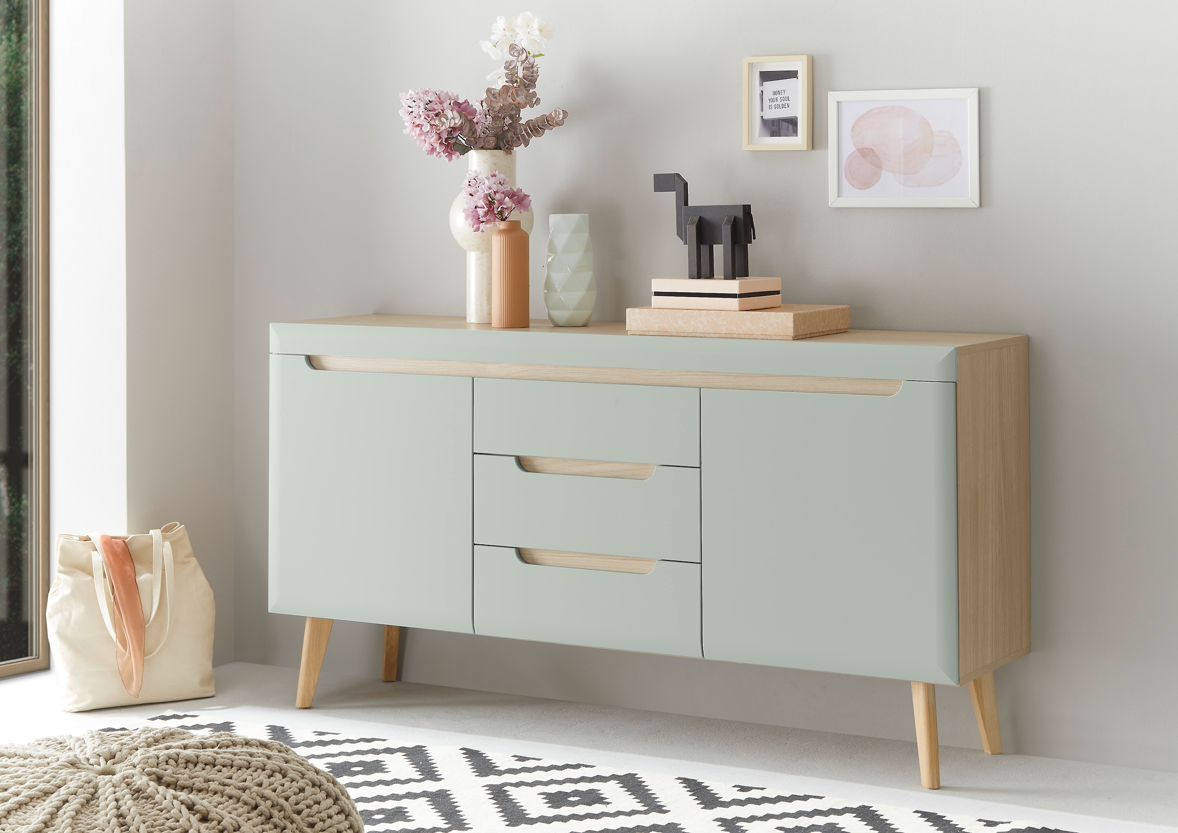 INOSIGN Sideboard »Torge, Anrichte, Kommode, Schubladenschrank«, (1 St.), abgeschrägte Füsse, drei Farben, Scandi Design, 160 cm breit