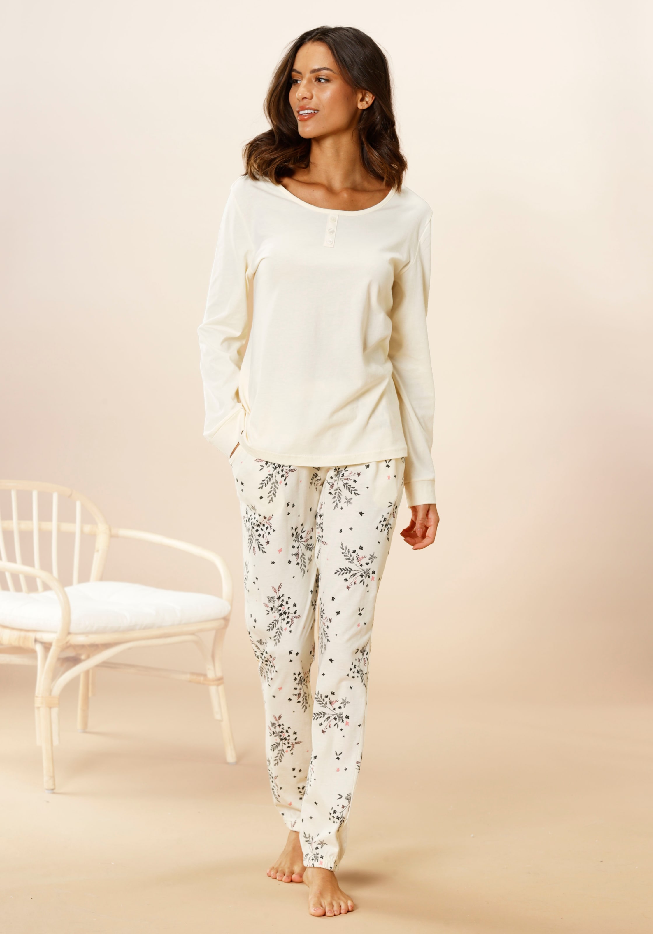 Image of Vivance Dreams Pyjama Set, 2 tlg. mit feinem Blumenprint