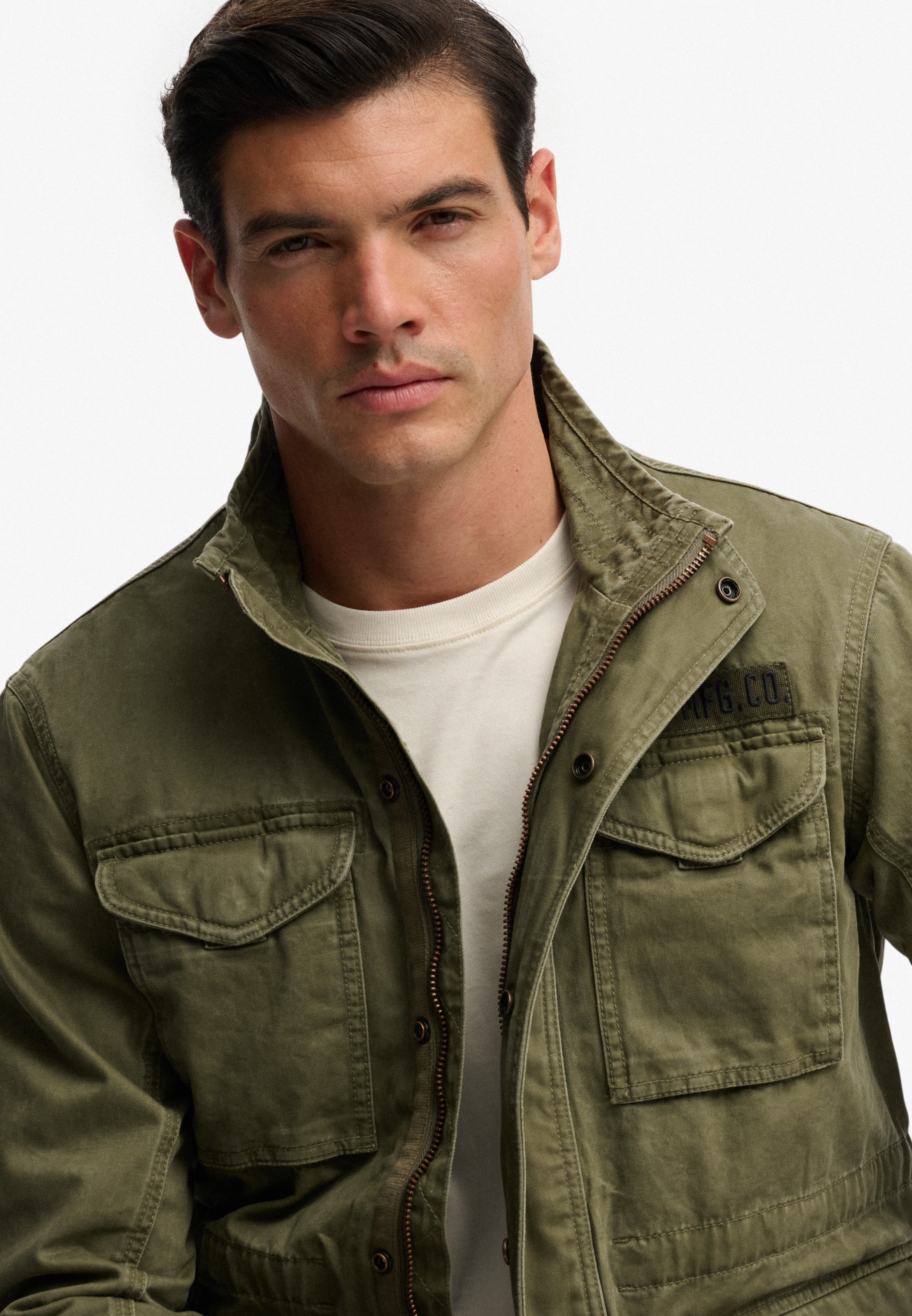 Superdry Parka »MILITARY M65 JKT« mit Markenlabel, aus Baumwolle, Regular Fit, hochschliessender Kragen