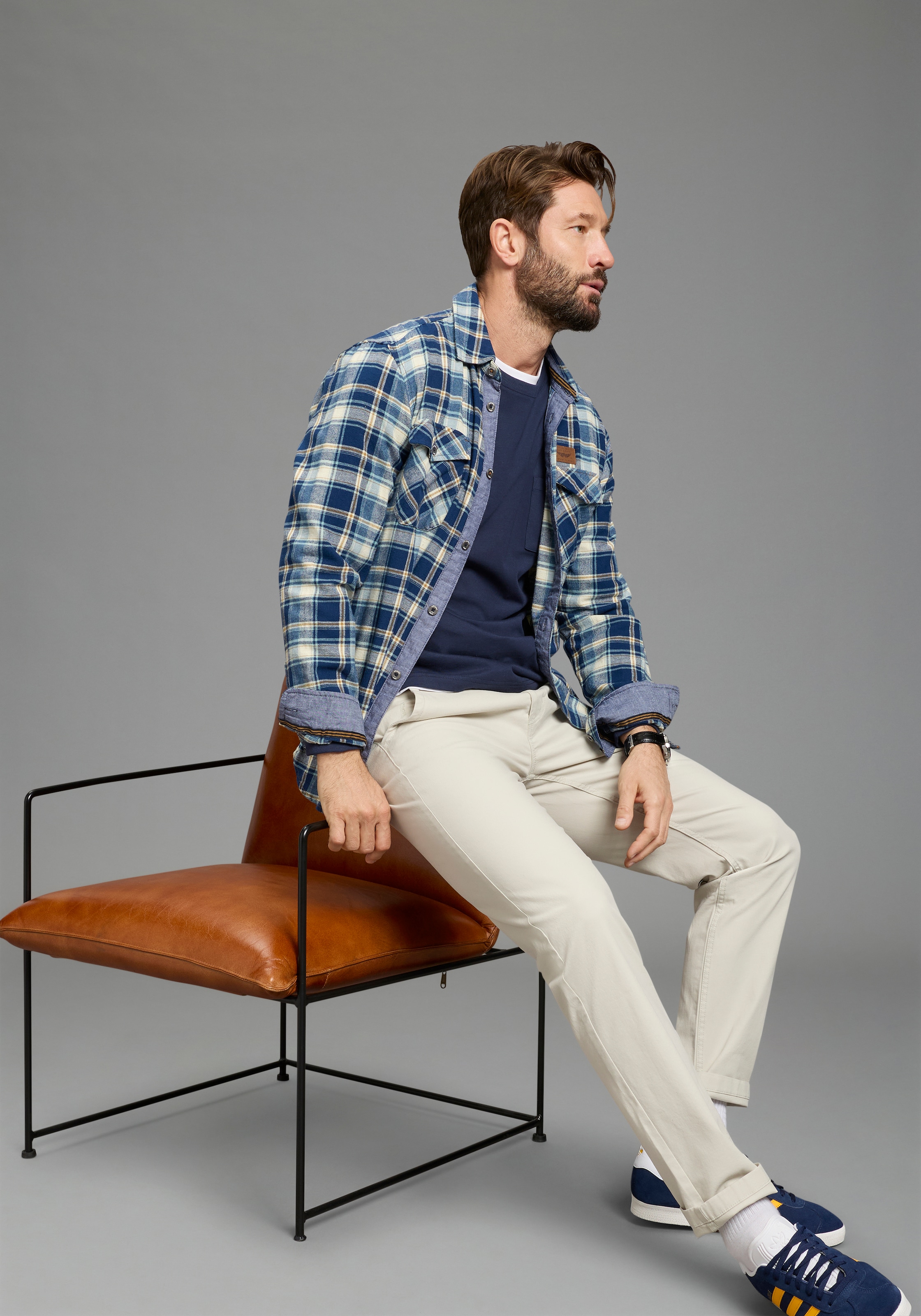 Man's World Langarmshirt »Neue Kollektion!« casual Stil, Langarmshirt, schmale Passform, unifarben