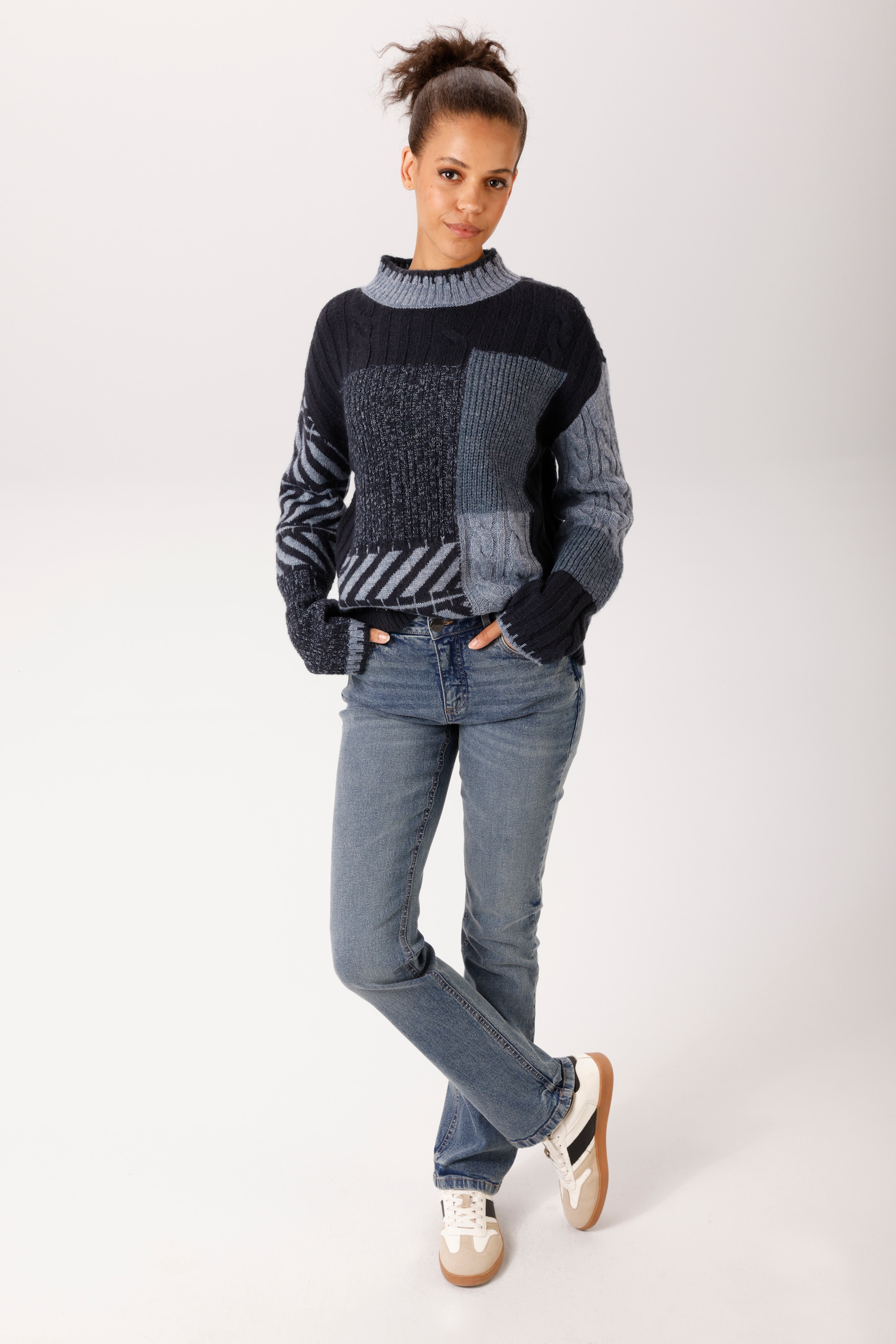 Aniston CASUAL Strickpullover im farbharmonischem Patch-Dessin