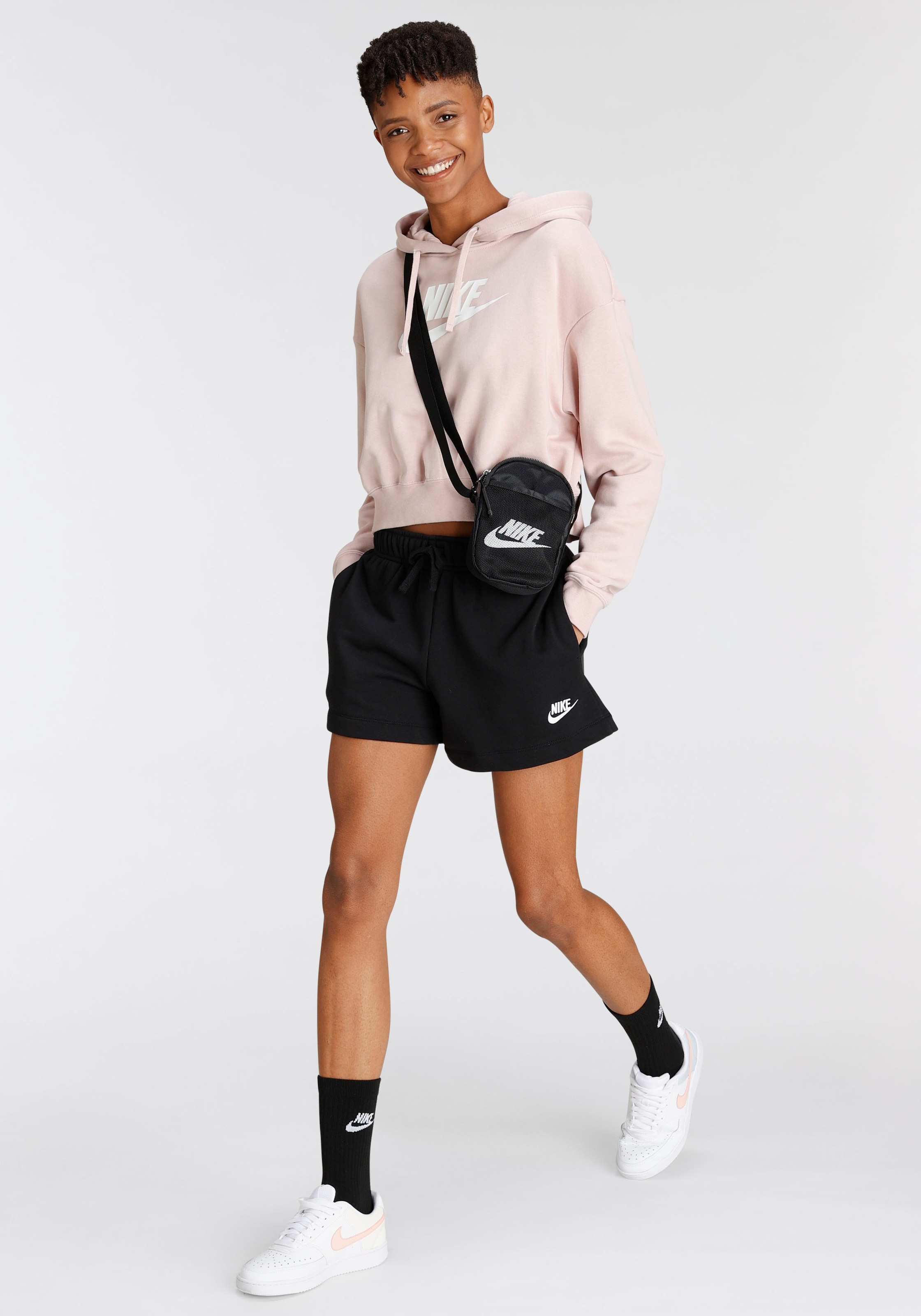 Sweatshorts »Club Fleece Women's Mid-Rise Shorts«