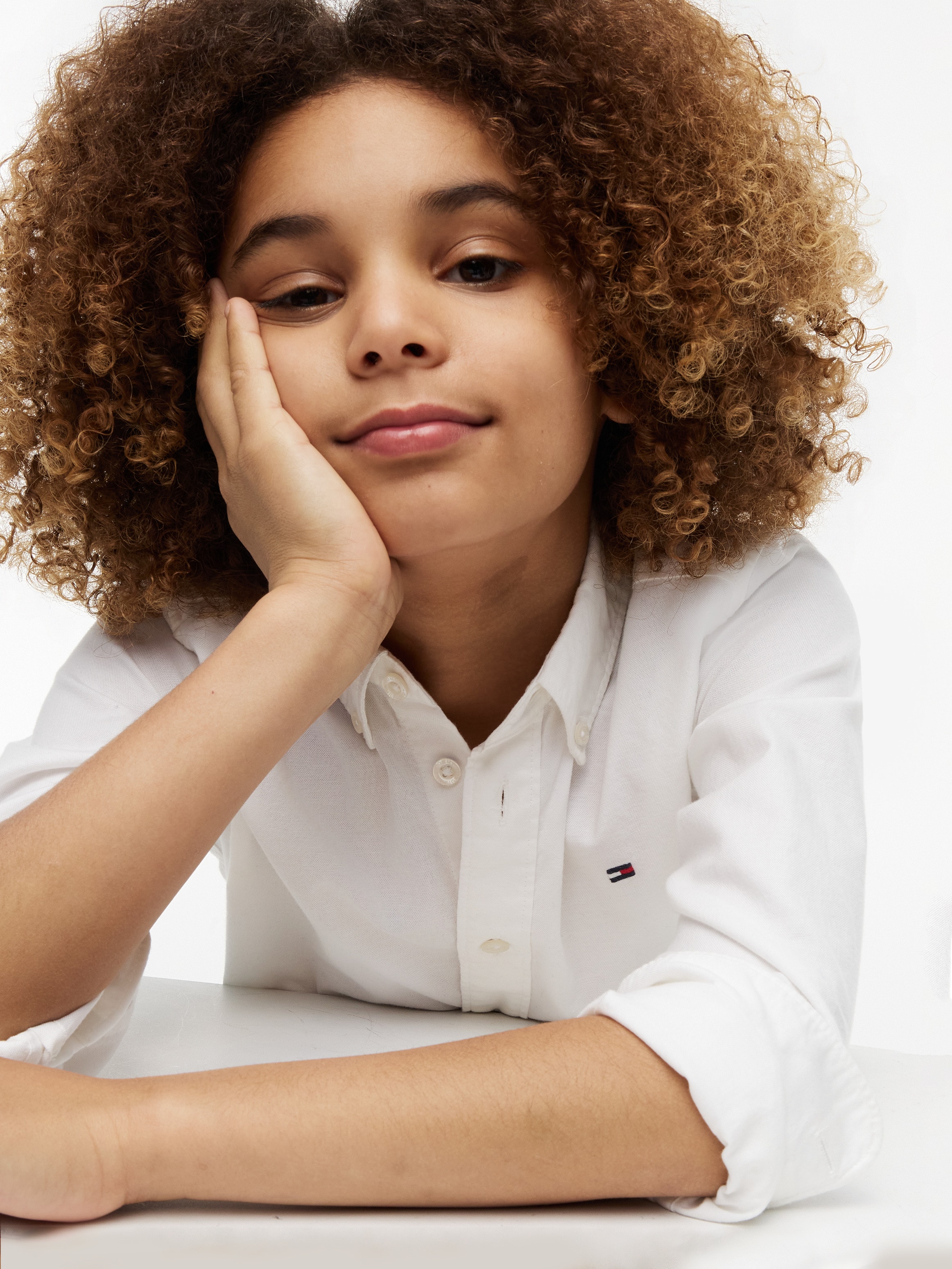 Tommy Hilfiger Chemise à manches longues »FLAG OXFORD SHIRT« Kinder bis 16 Jahre mit Button-Down-Kragen