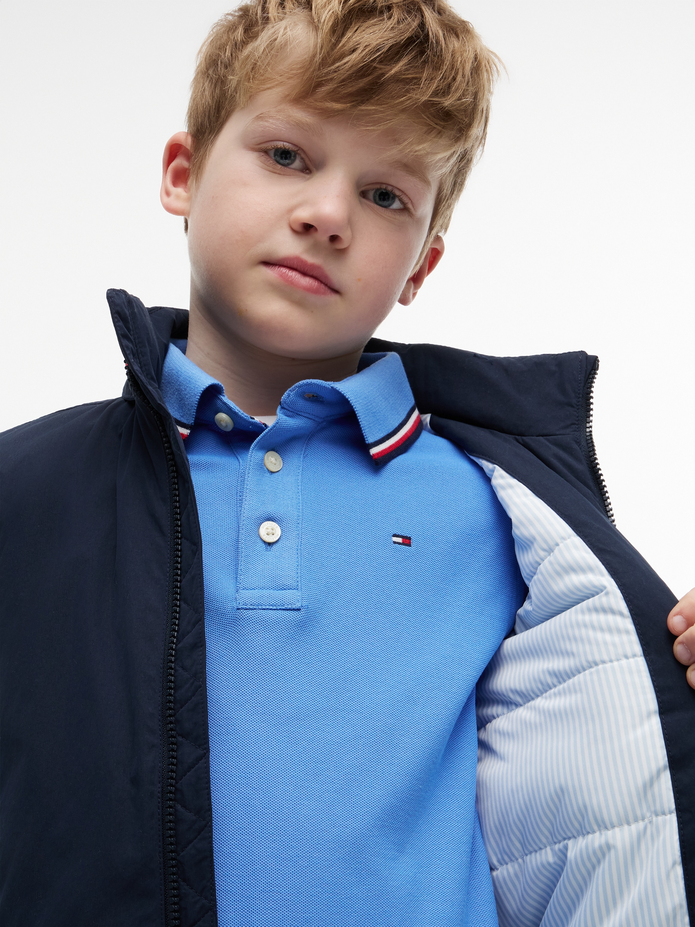 Tommy Hilfiger Blouson avec capuche Capuche dissimulable dans le col, coupe Regular, enfants jusqu'à 16 ans