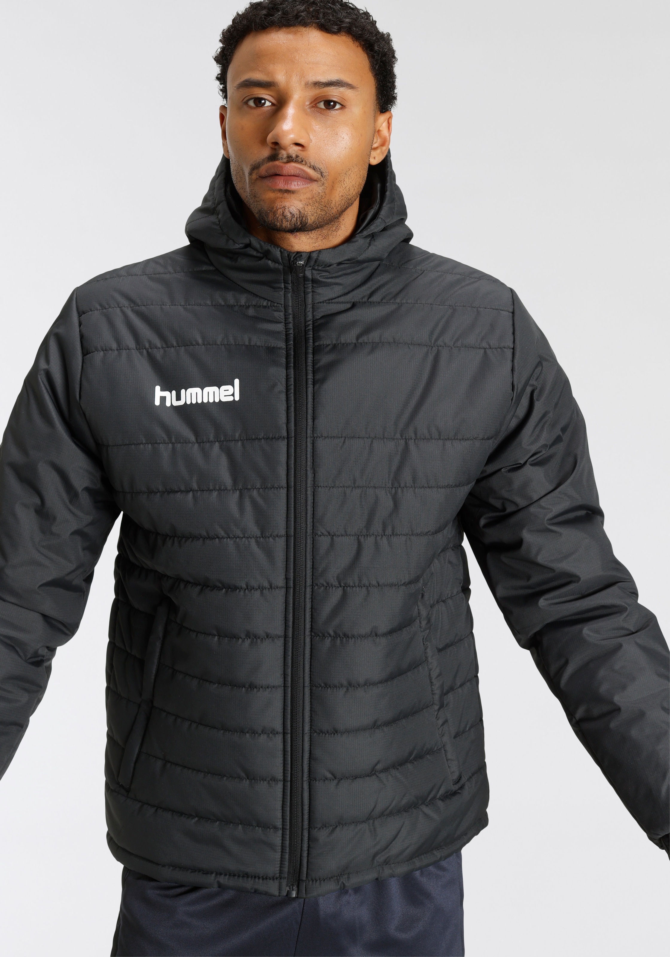 Image of hummel Trainingsjacke »hmlPROMO SHORT BENCH JACKET« bei Ackermann Versand Schweiz