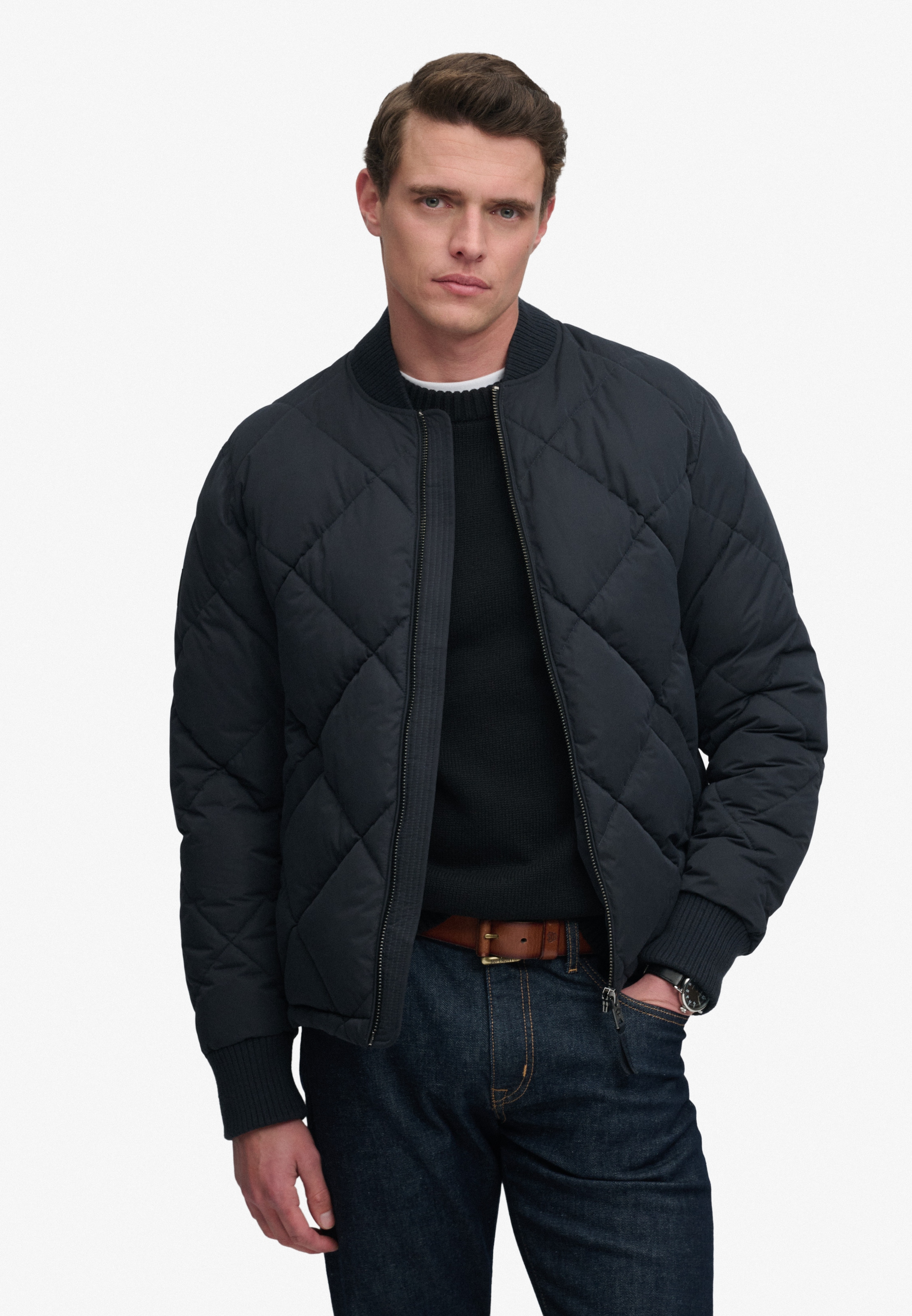 Superdry Steppjacke »DIAMOND QUILT JACKET« Regular Fit, mit Reissverschluss, aus Polyester und Kunstfaser