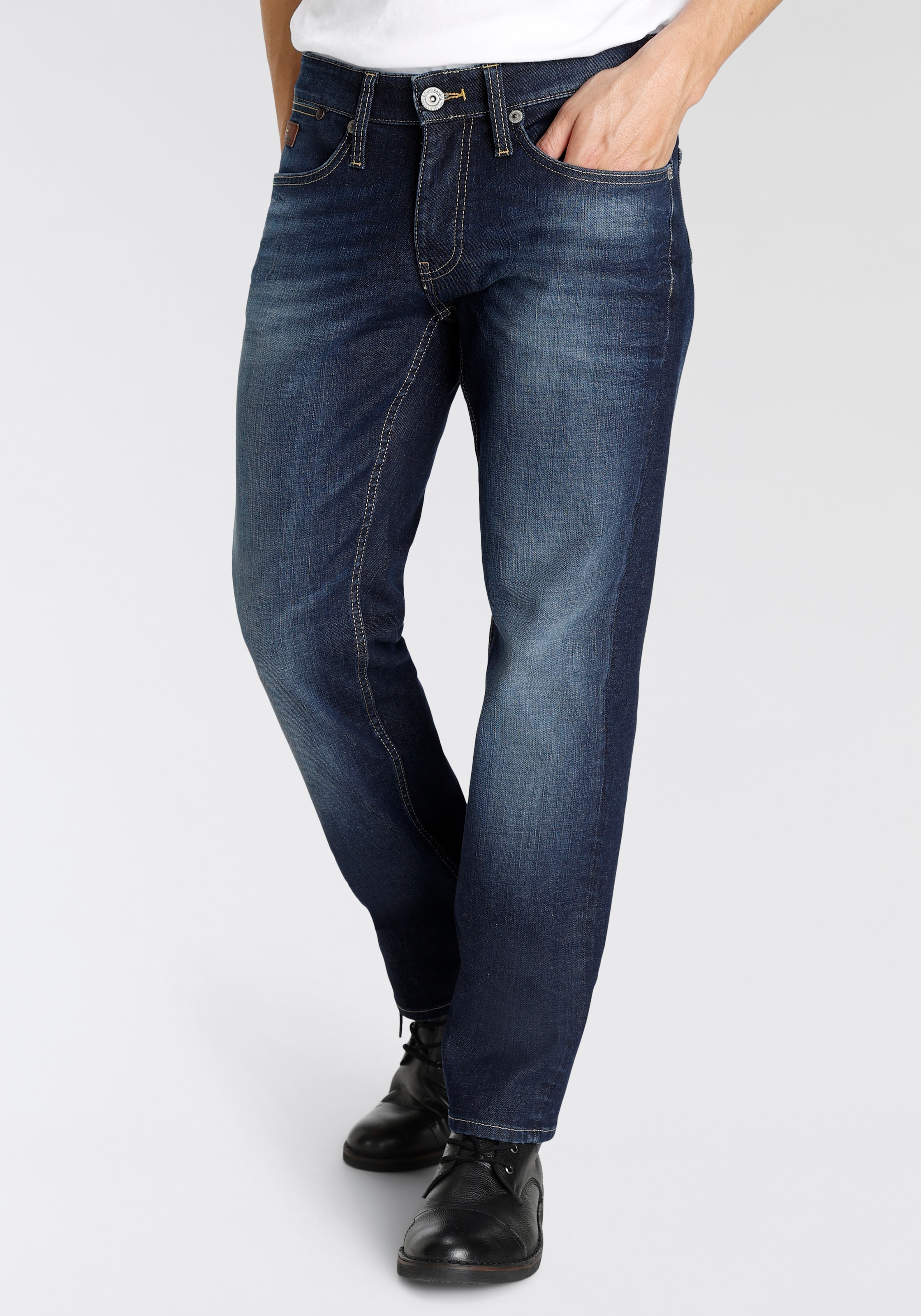 5-Pocket-Jeans, Mit Lederbadges
