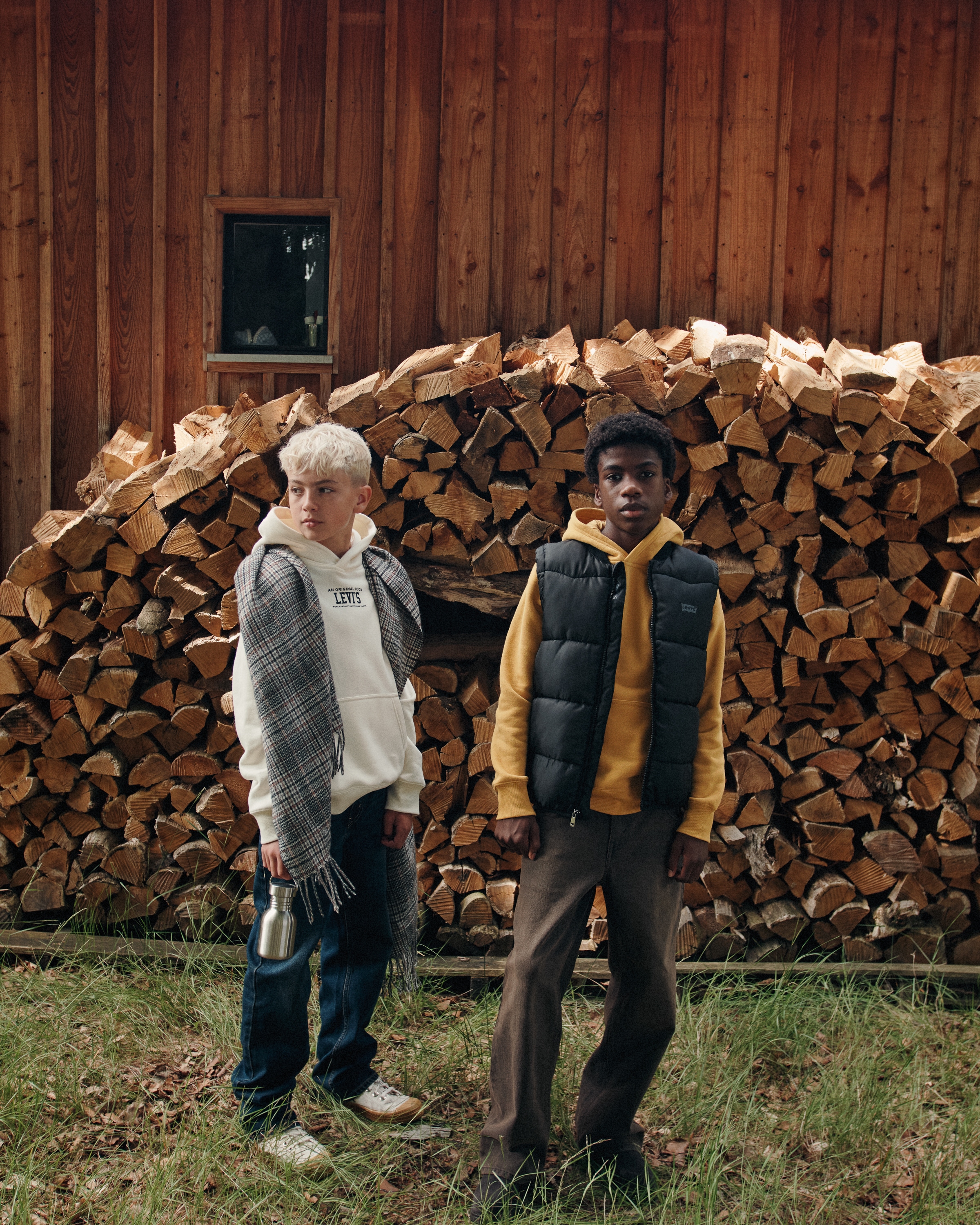 Levi's® Kids Sweat-shirt »LVB REV THE ENGINE HOODIE«, pour garçons, avec capuche et grand imprimé dans le dos
