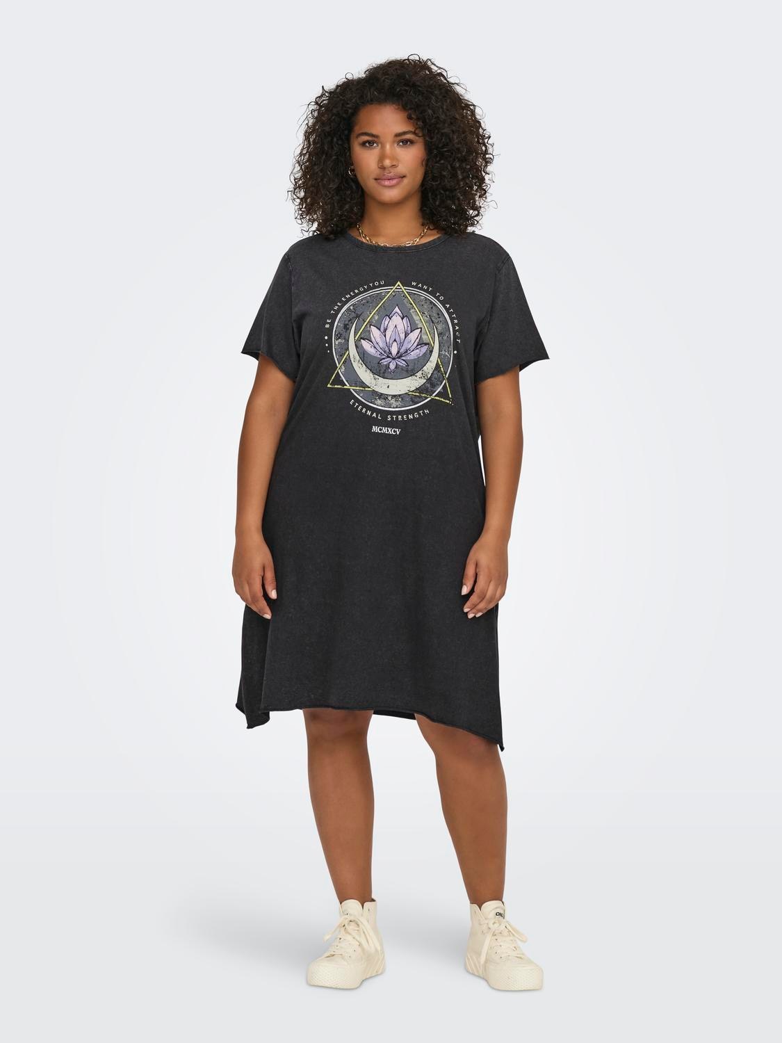 Image of ONLY CARMAKOMA Shirtkleid "CARLUCY LIFE SS T-SHIRT DRESS JRS NOOS" Sommerkleid